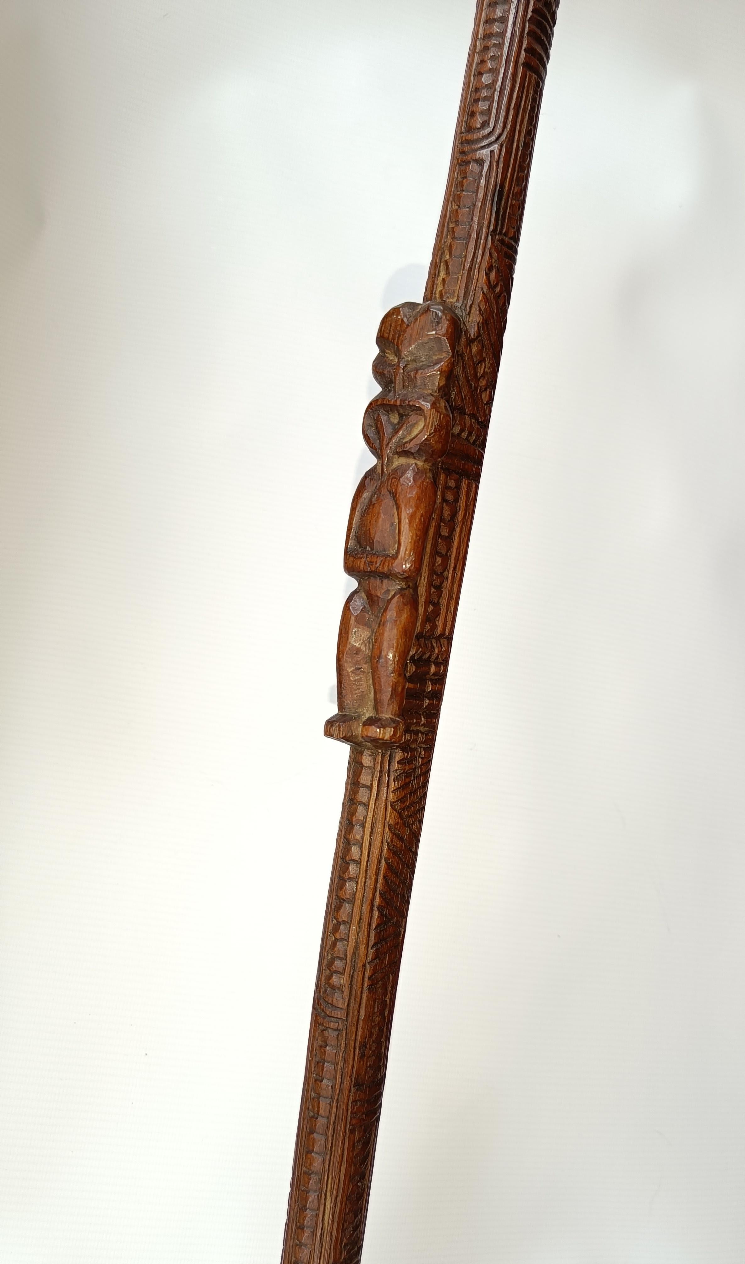 New Zealand Antique Maori hard wood stick staff Tiki design Oceanic Polynesian For Sale