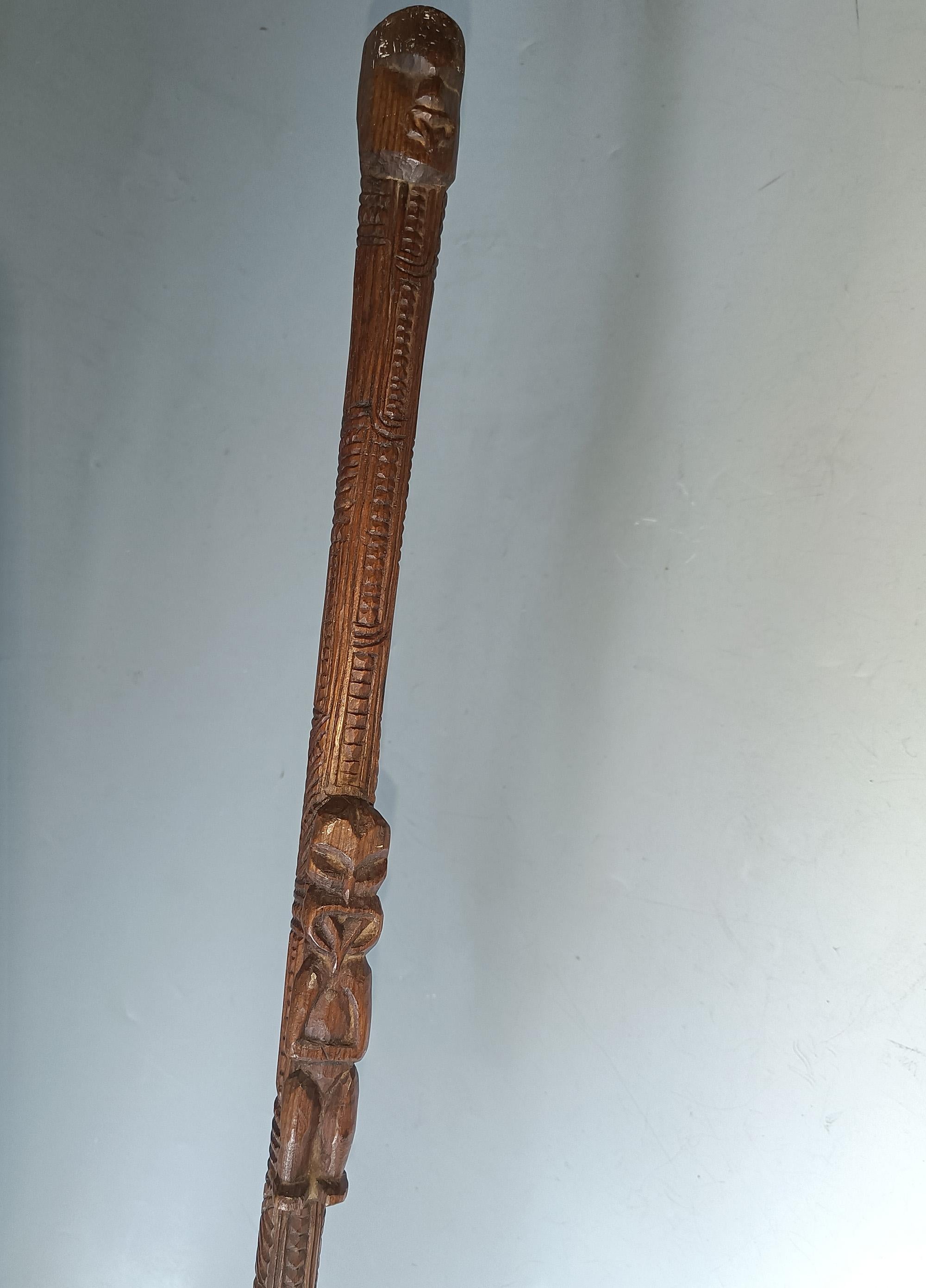 Hand-Carved Antique Maori hard wood stick staff Tiki design Oceanic Polynesian For Sale