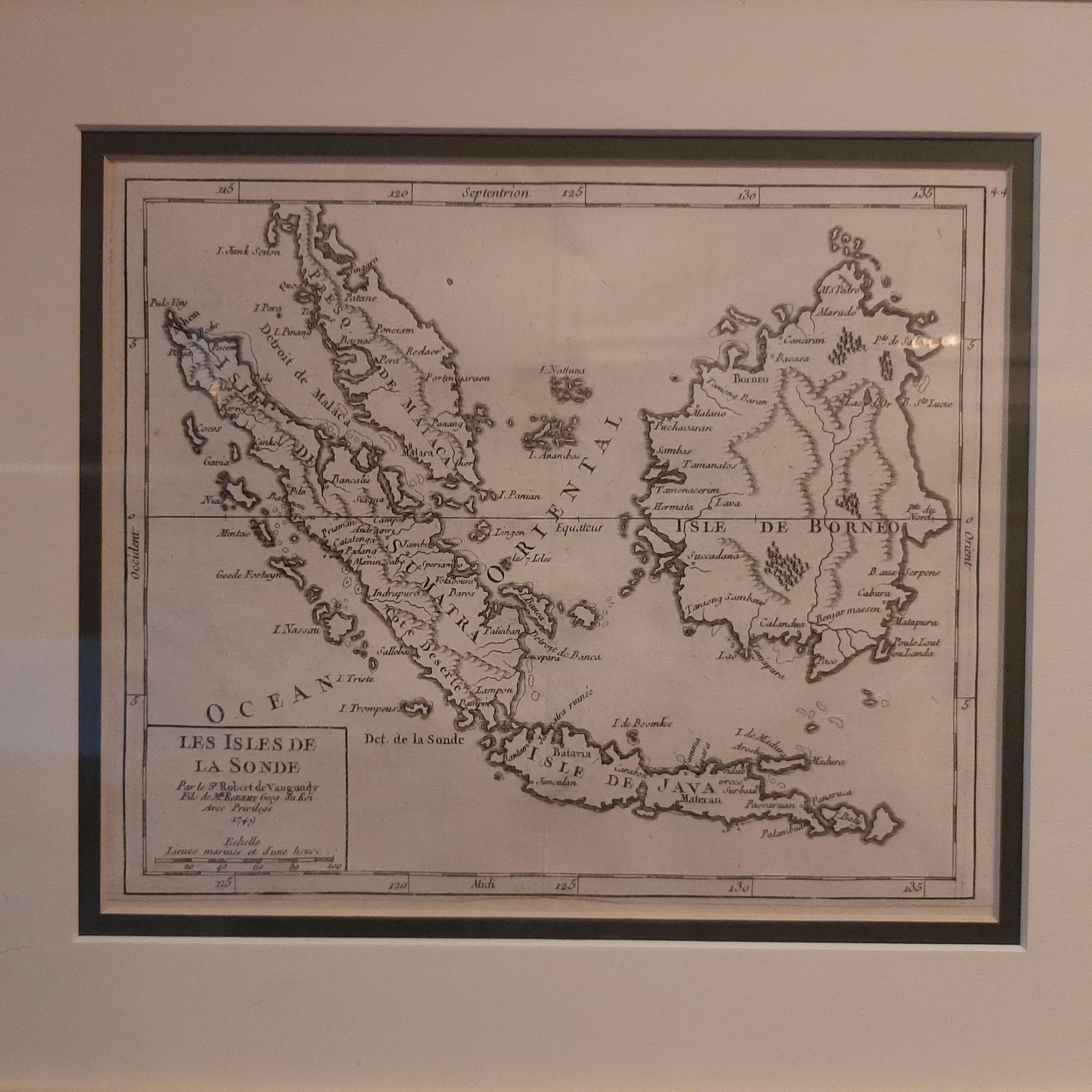 Antique map titled 'Les Isles de la Sonde (..)'. Beautiful map of Indonesia and Malaysia, including the island of Singapore. This map originates from 'Atlas Universel (..)' by Gilles Robert de Vaugondy, 1749. 

Frame included. We carefully pack