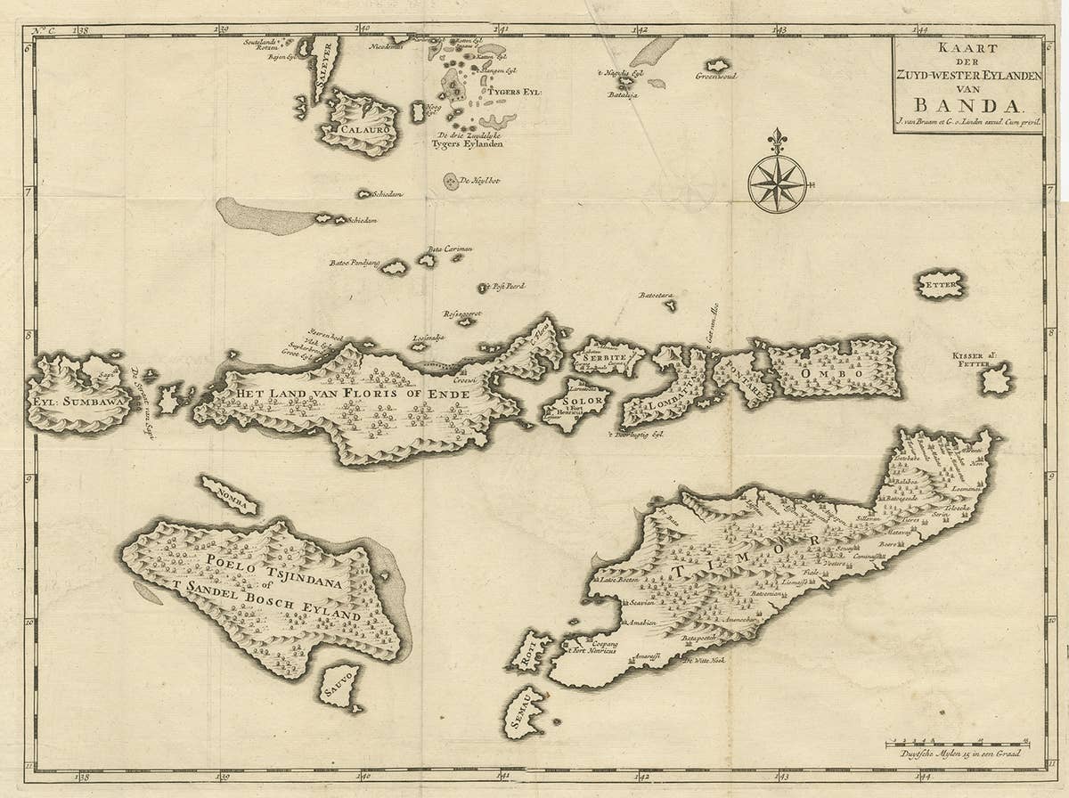 Antique Map of the Banda Islands in Indonesia by Valentijn, 1726