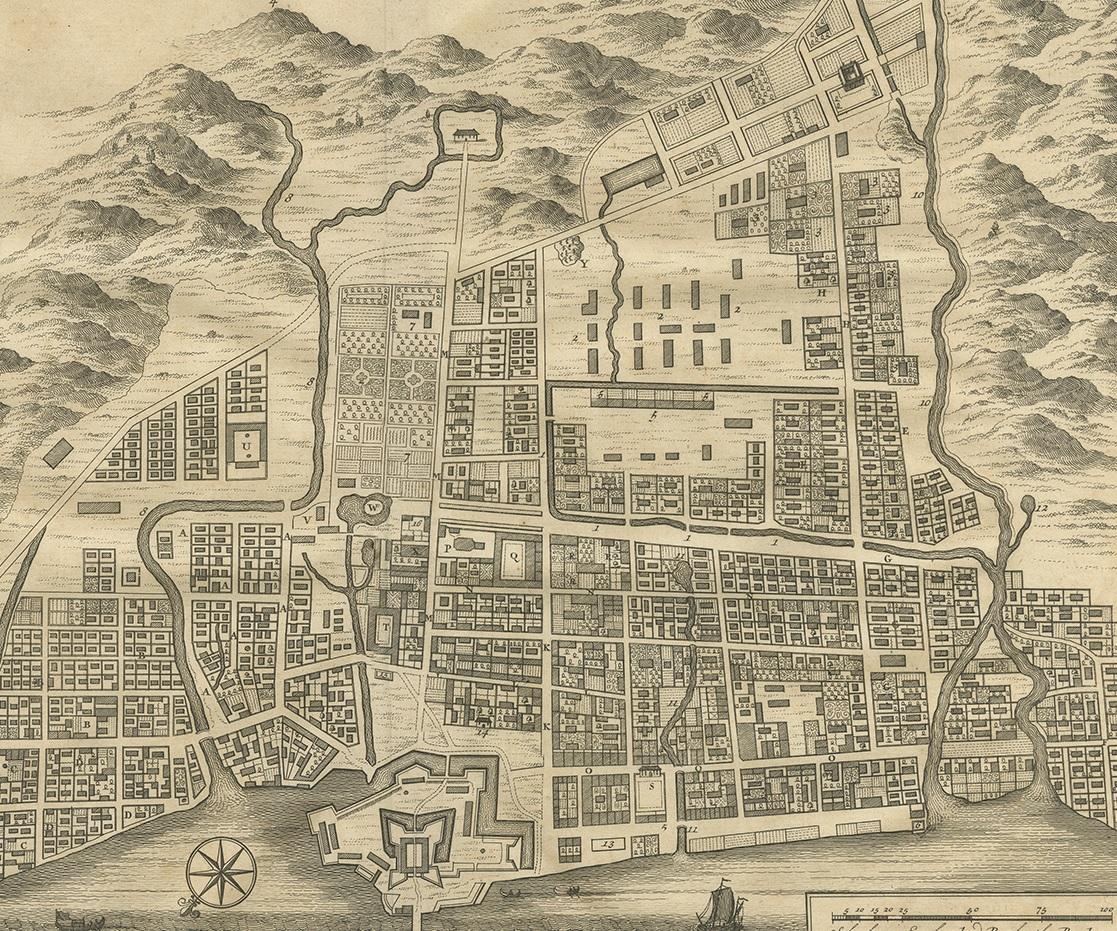 Carte ancienne de la ville d' Ambon par Valentijn, 1726 Bon état - En vente à Langweer, NL