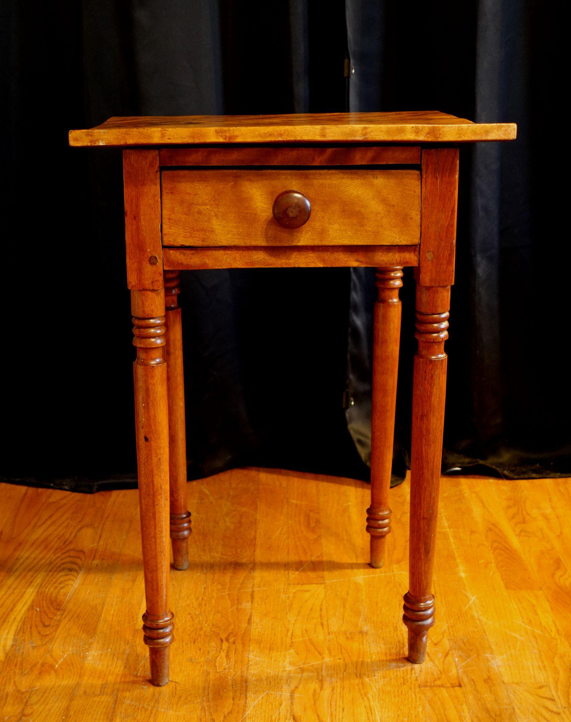 Antique Maple one-drawer stand with bird's-eye maple drawer front nice delicate turned legs. Measures: Stands 28.75