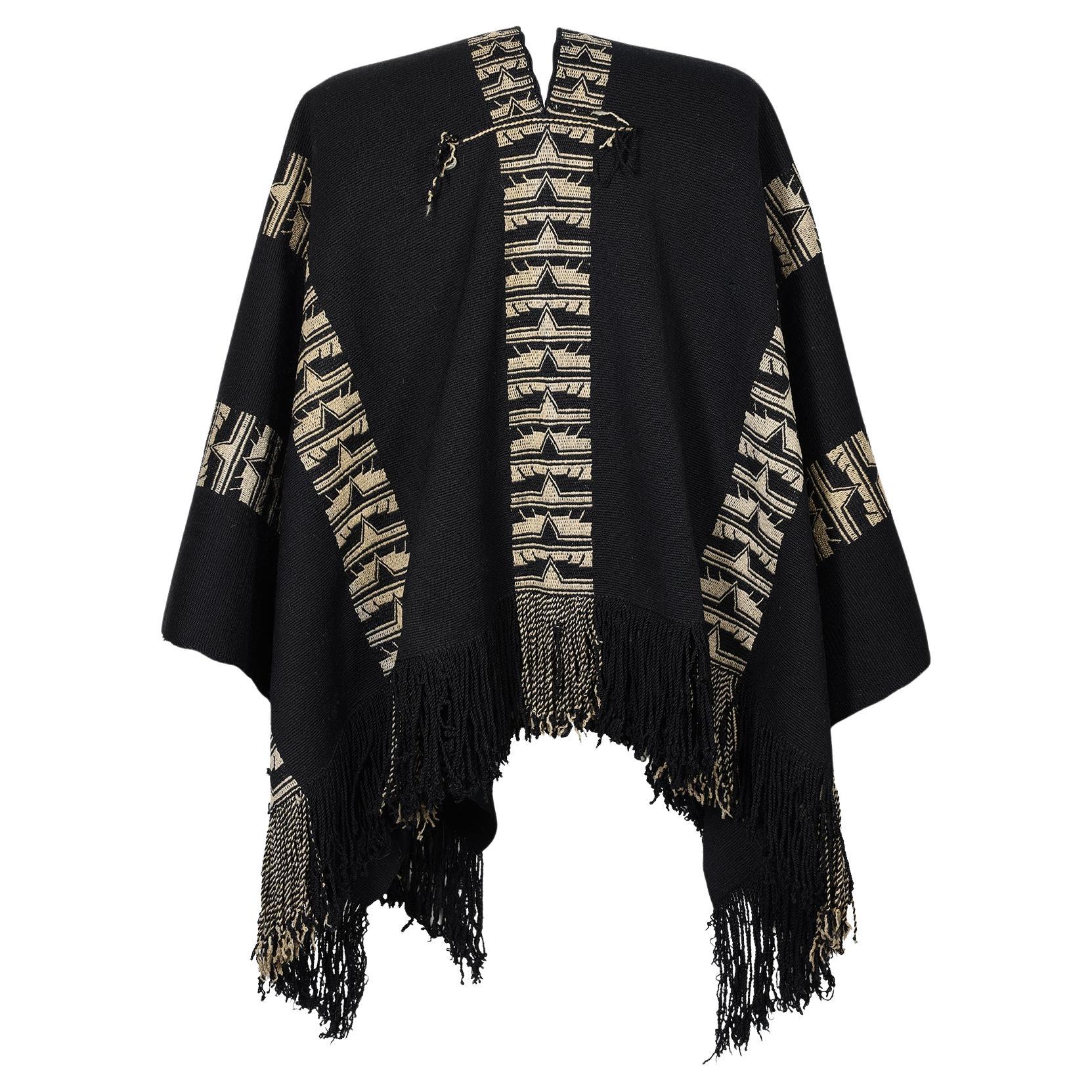 Poncho ancien de chef mapuche, Chili ou Argentine en vente