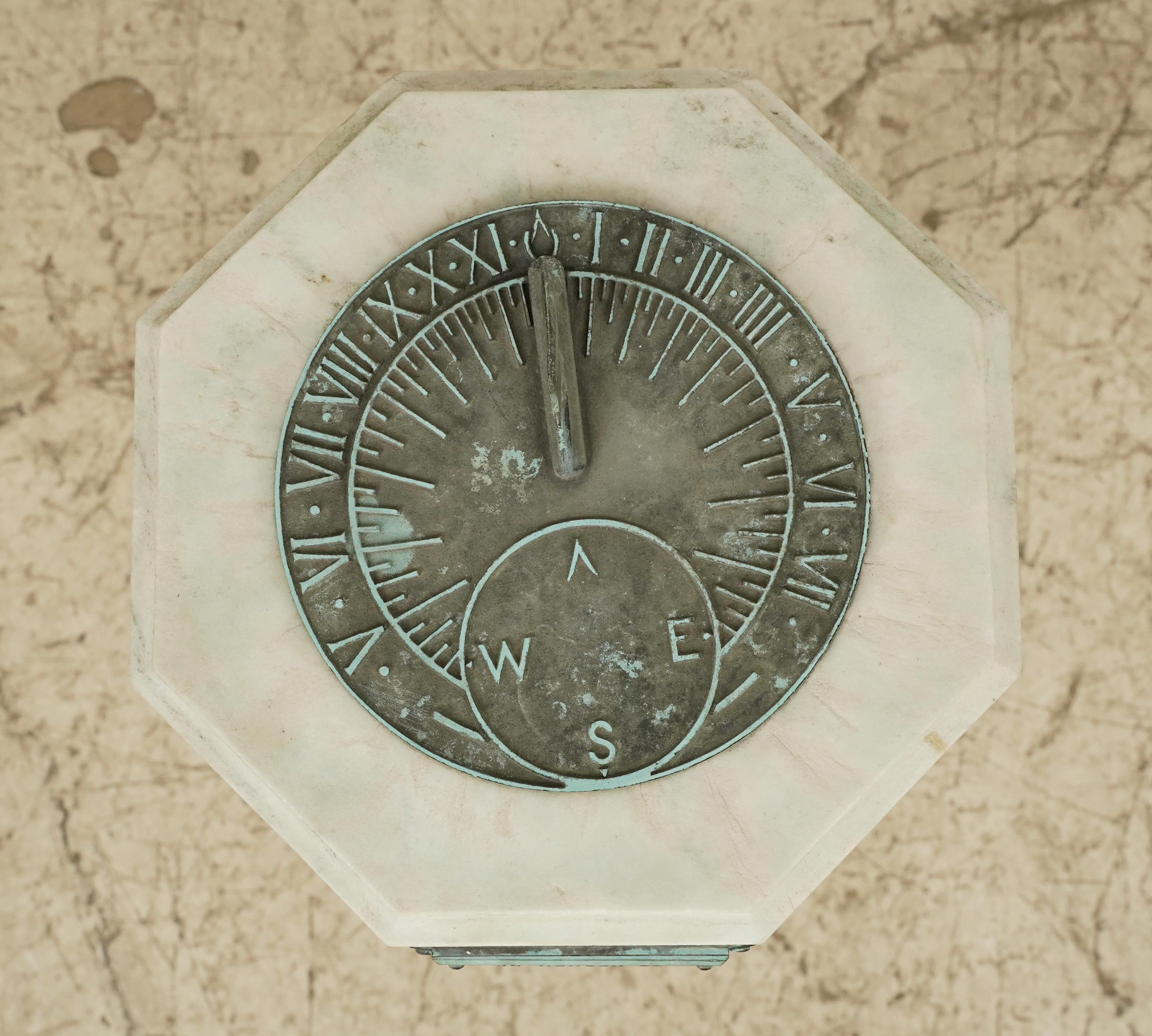 Antique Marble & Bronze Memorial Sundial In Fair Condition For Sale In New York, NY