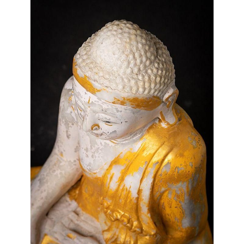 statue de Bouddha ancien en marbre de Birmanie en vente 12