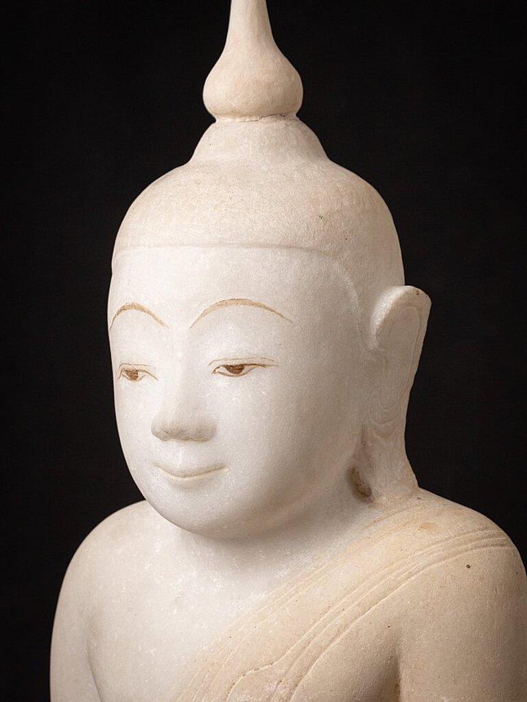 Antique Marble Burmese Buddha Statue from Burma  Original Buddhas In Good Condition For Sale In DEVENTER, NL