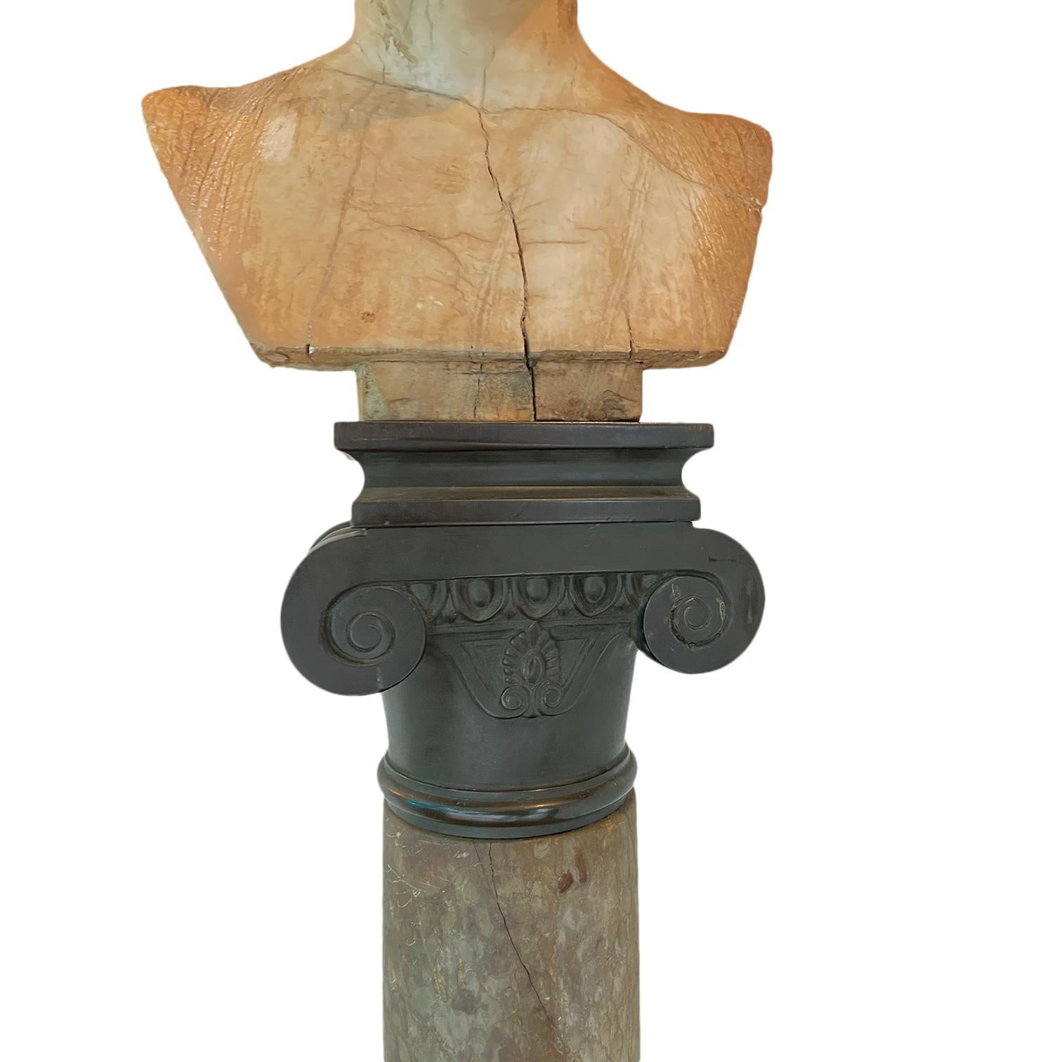 italien Buste antique du jeune Caesar en vente