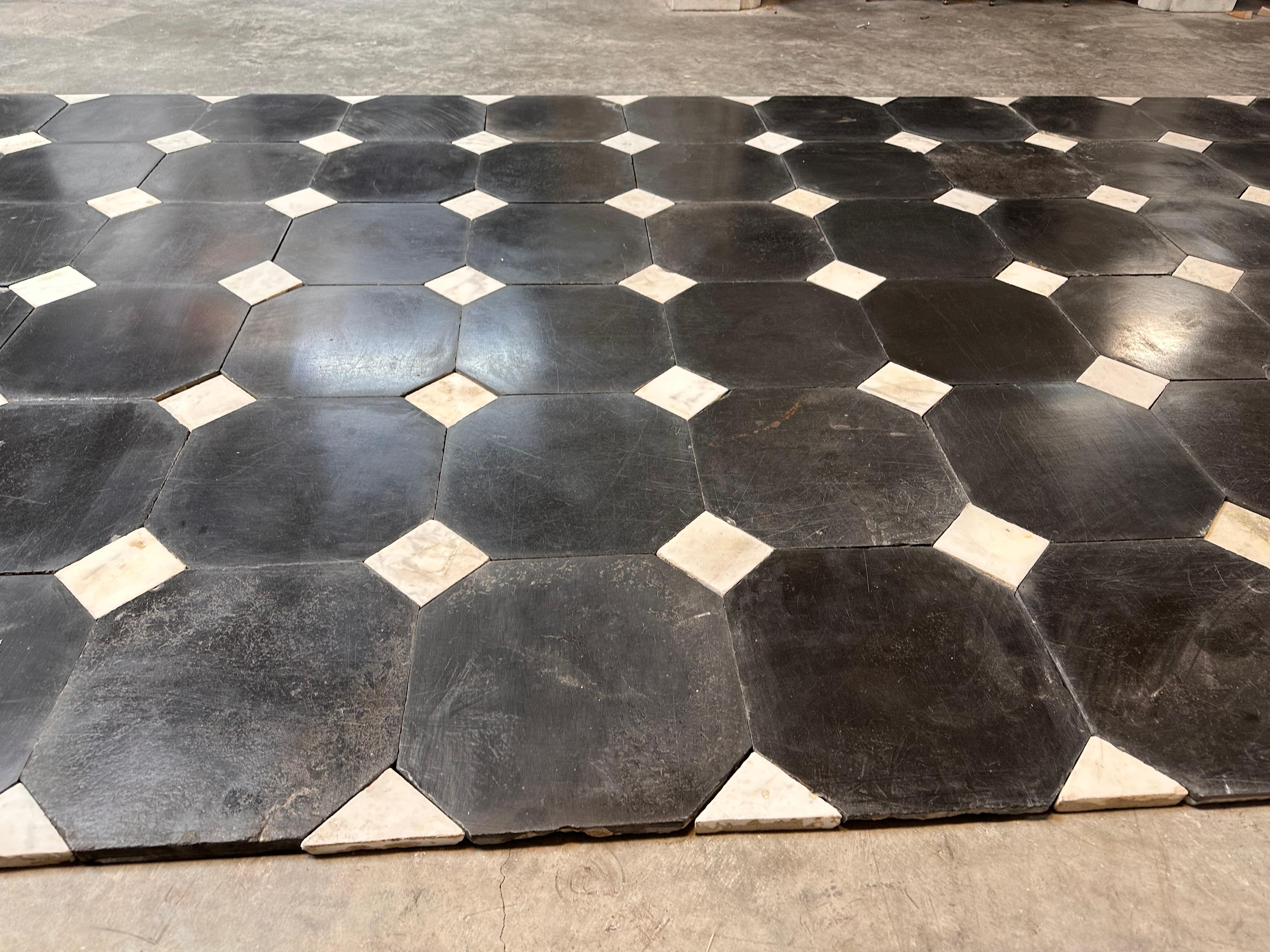 Tapis cabochon de marbre antique en vente 6