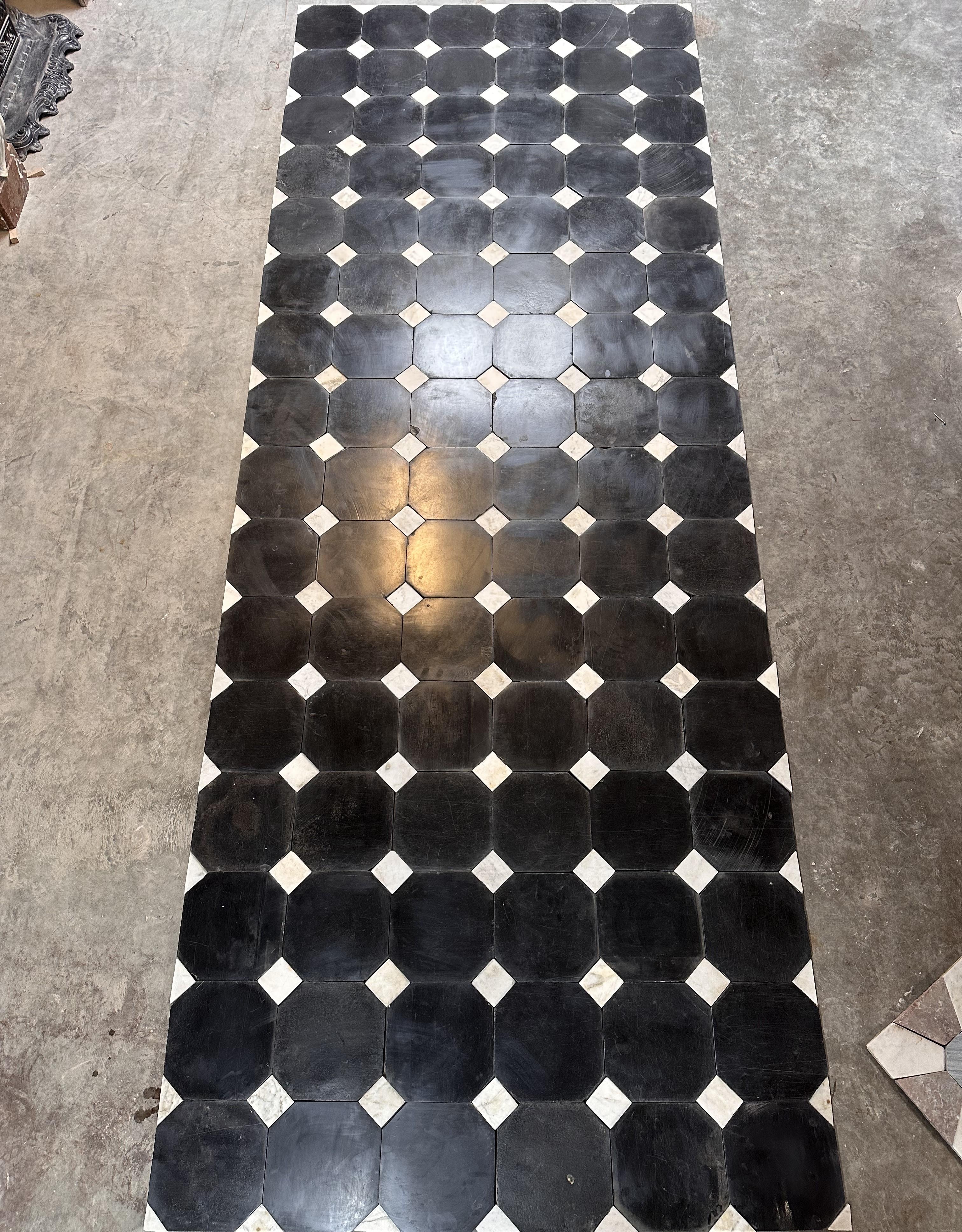 Tapis cabochon de marbre antique en vente 1