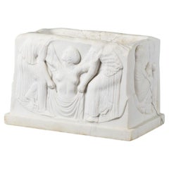 Antica scultura in marmo del trono Ludovisi