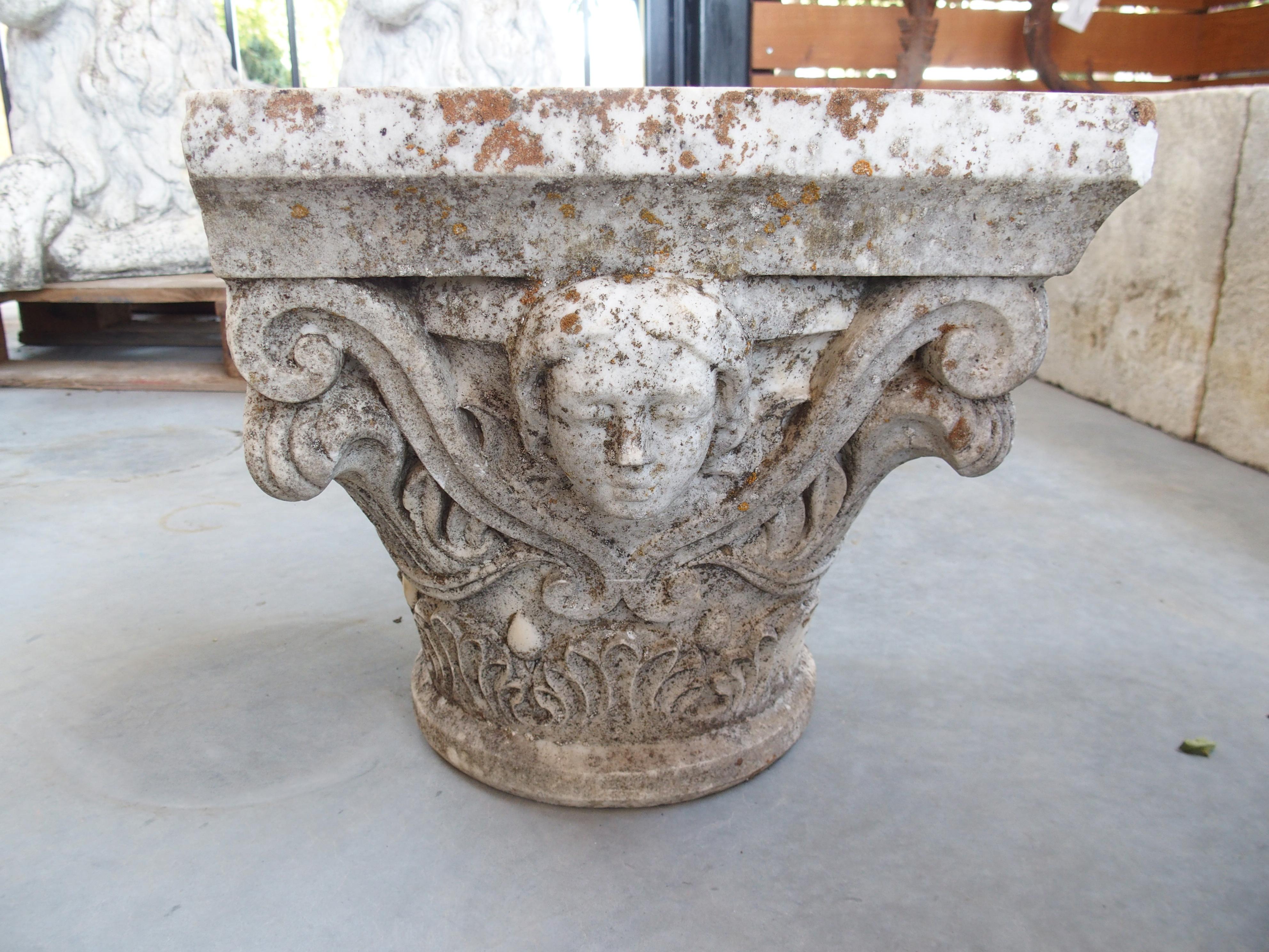 Antiguo Capitel de Columna de Mármol de Lourmarin, Francia, Siglo XIX en venta 3