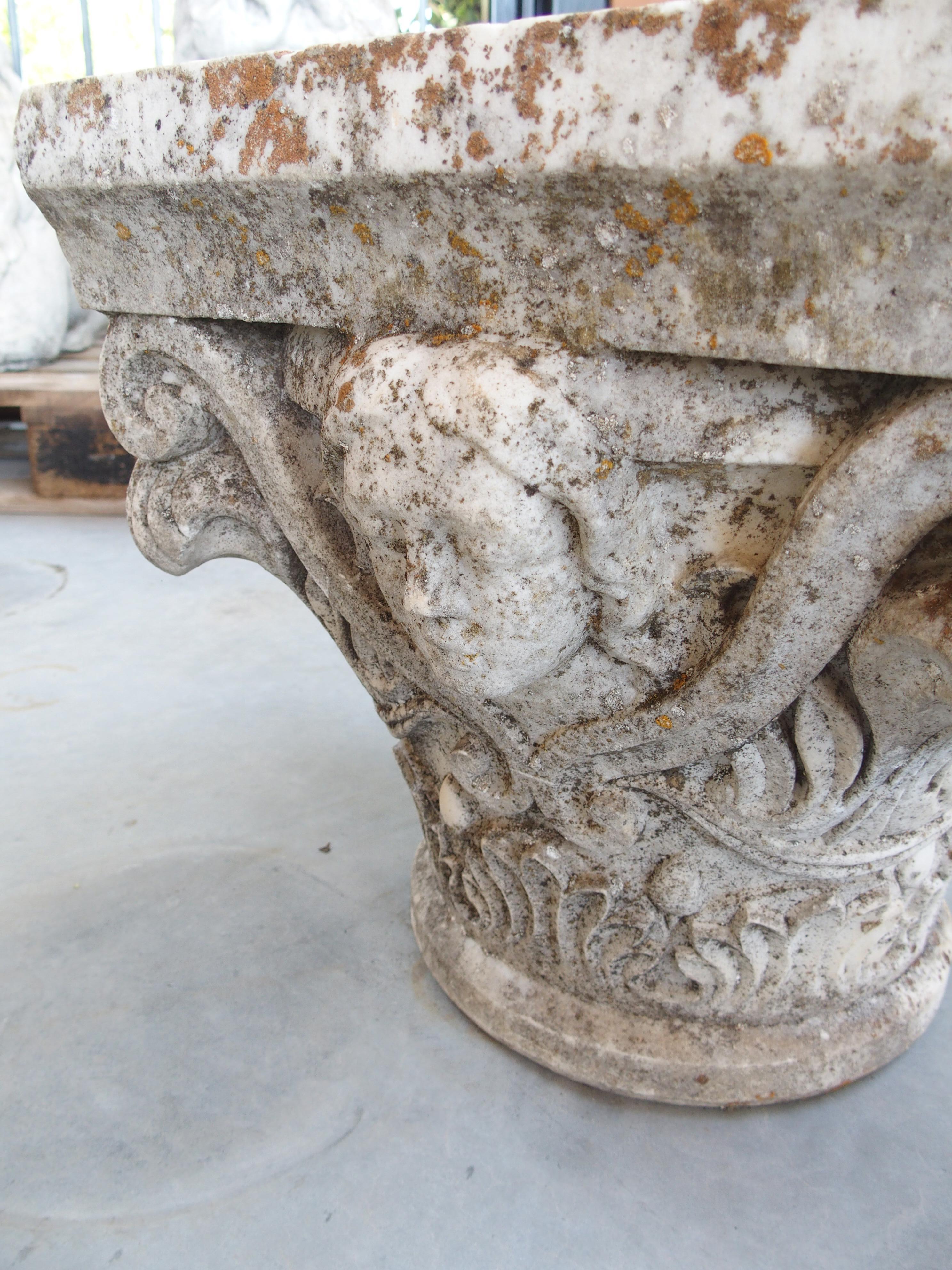 Antiguo Capitel de Columna de Mármol de Lourmarin, Francia, Siglo XIX en venta 1