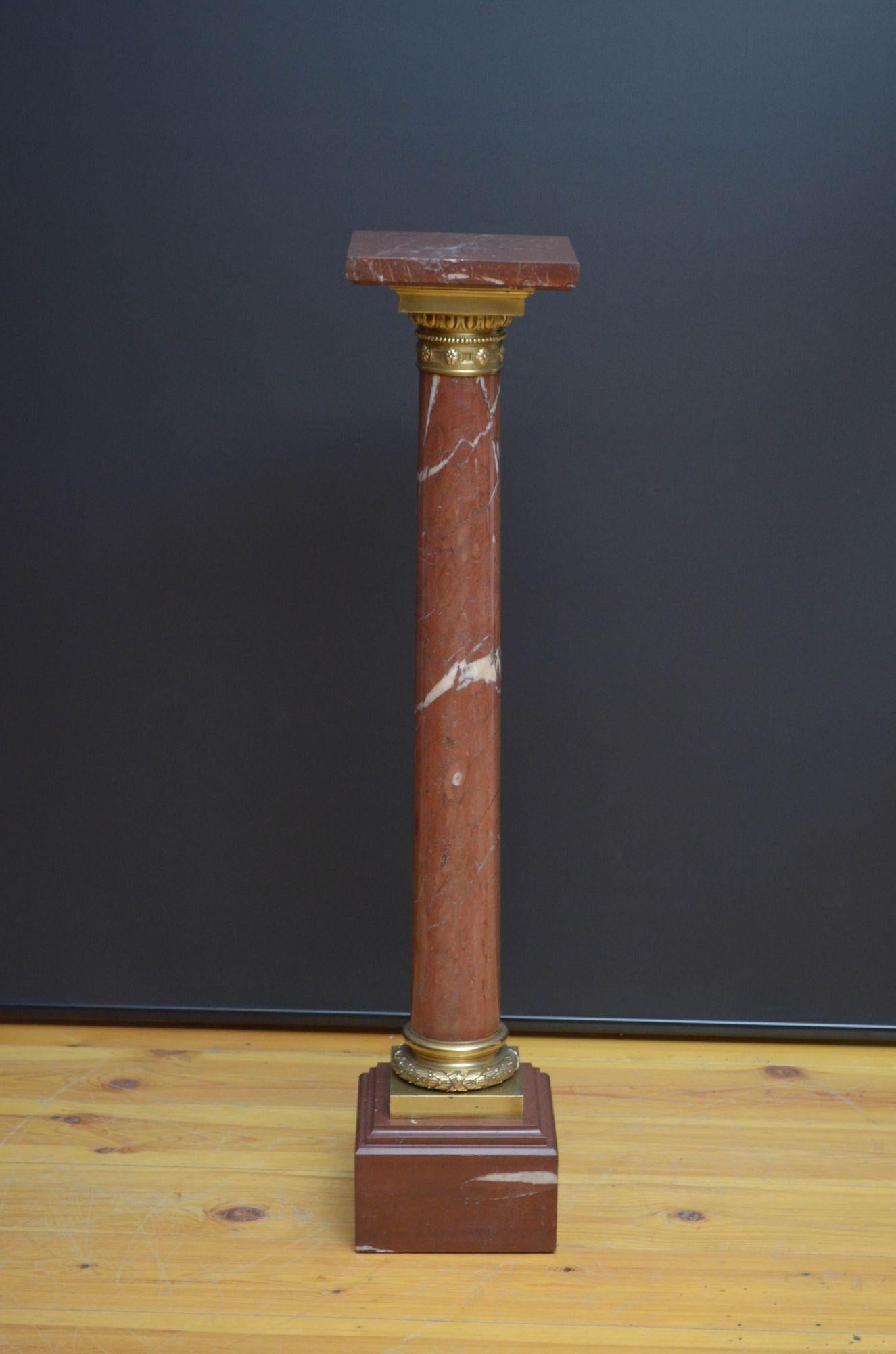 Antique Marble Column In Good Condition For Sale In Whaley Bridge, GB