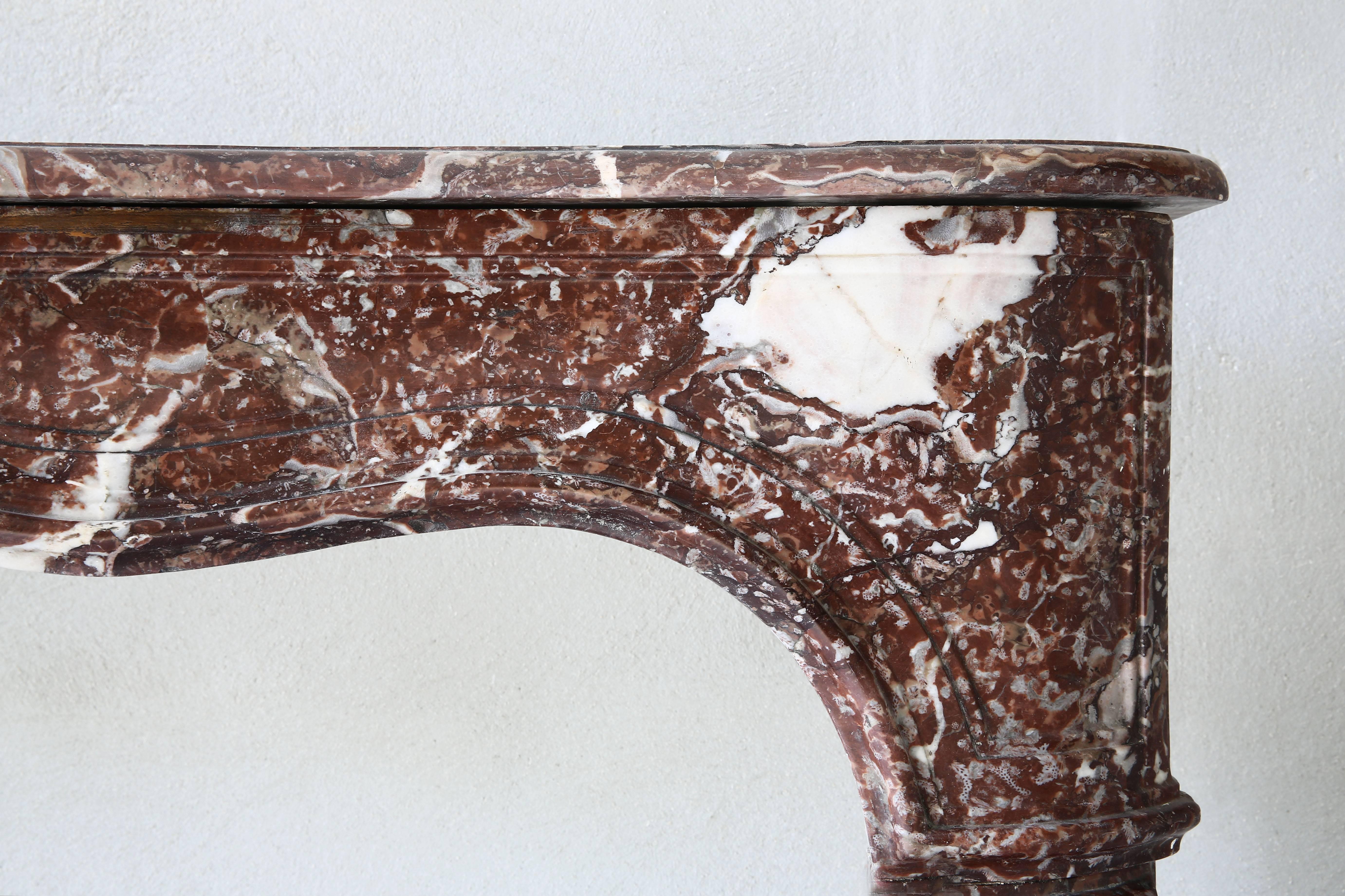 Antique Marble Fireplace, 18th century, Louis XV In Good Condition For Sale In Made, NL
