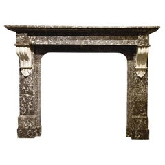 Cheminée ancienne en marbre du 19ème siècle