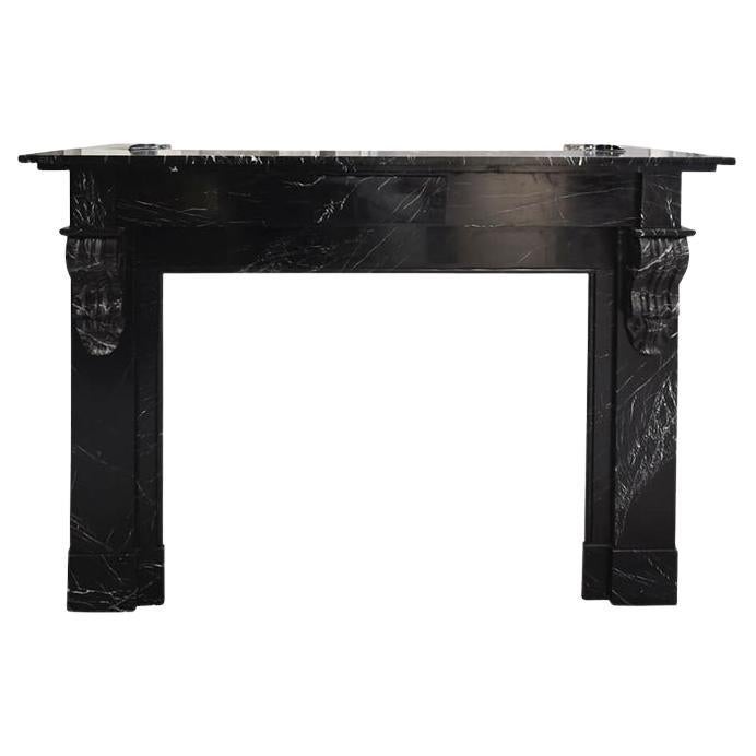 Cheminée ancienne en marbre de type Louis XVI 19ème siècle en vente