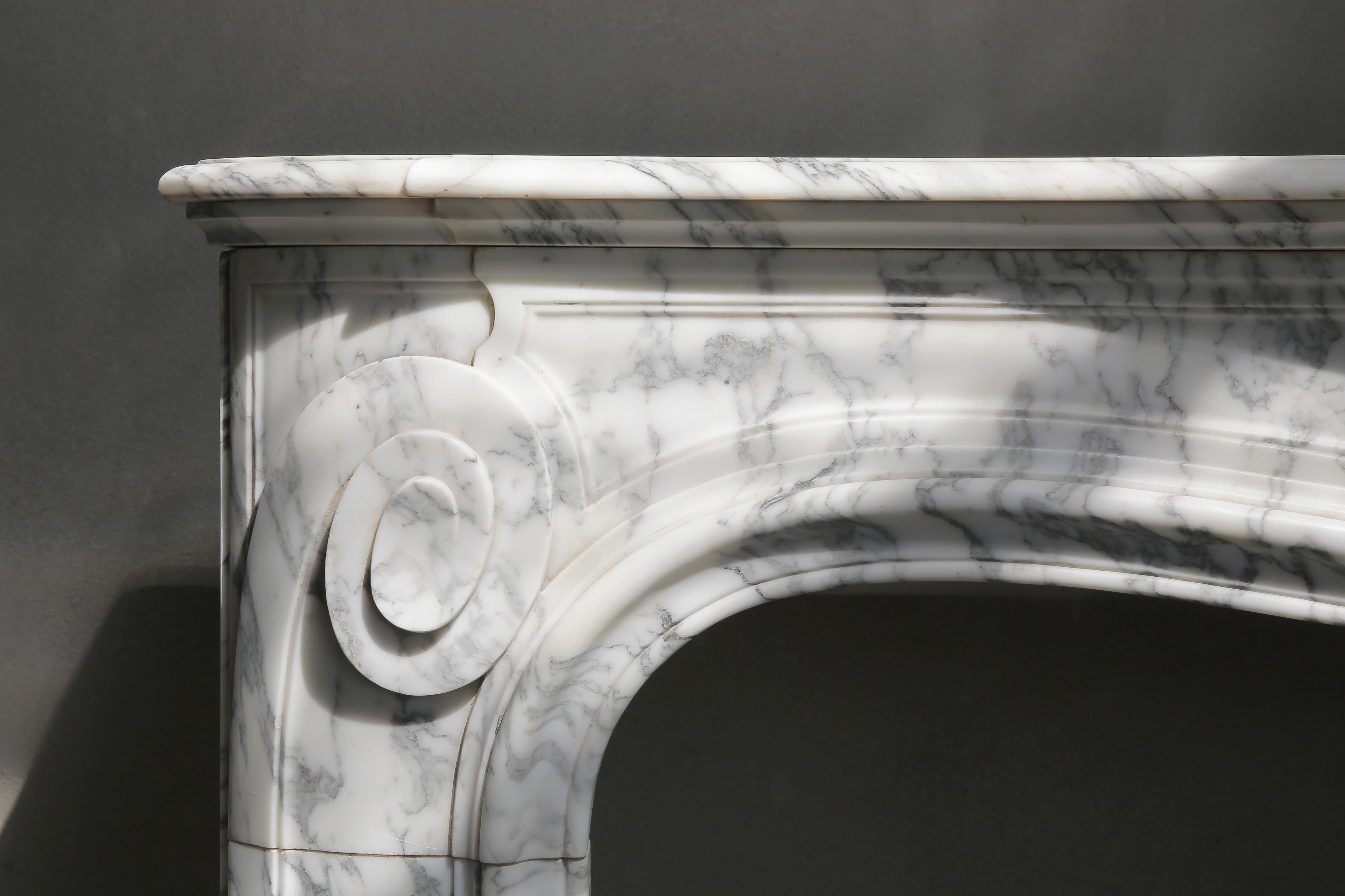 Antique Marble Fireplace of Arabescato Marble, Louis XV In Good Condition In Made, NL