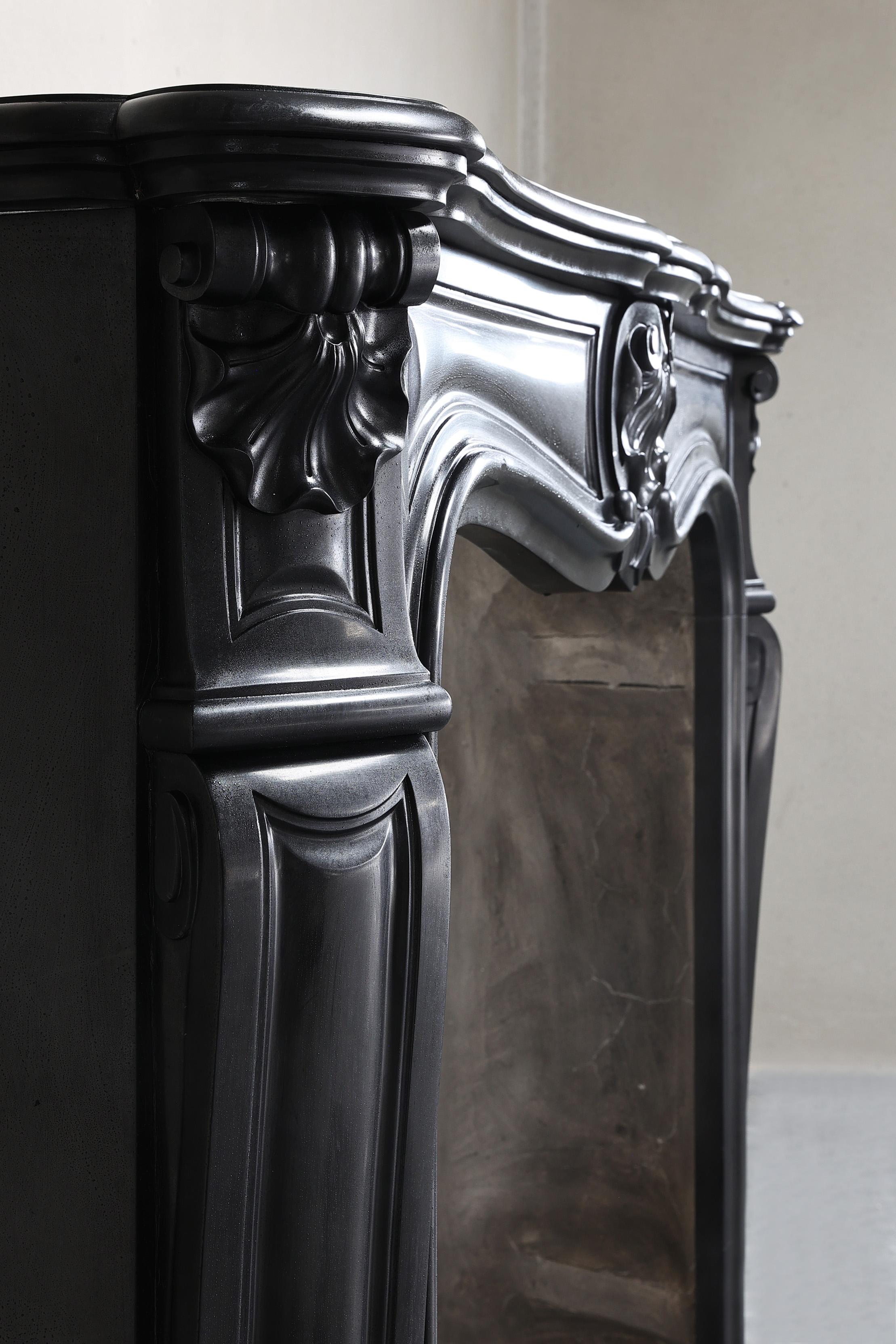 antique marble fireplace of Noir de Mazy marble in style of Louis XV 19 cent For Sale 6