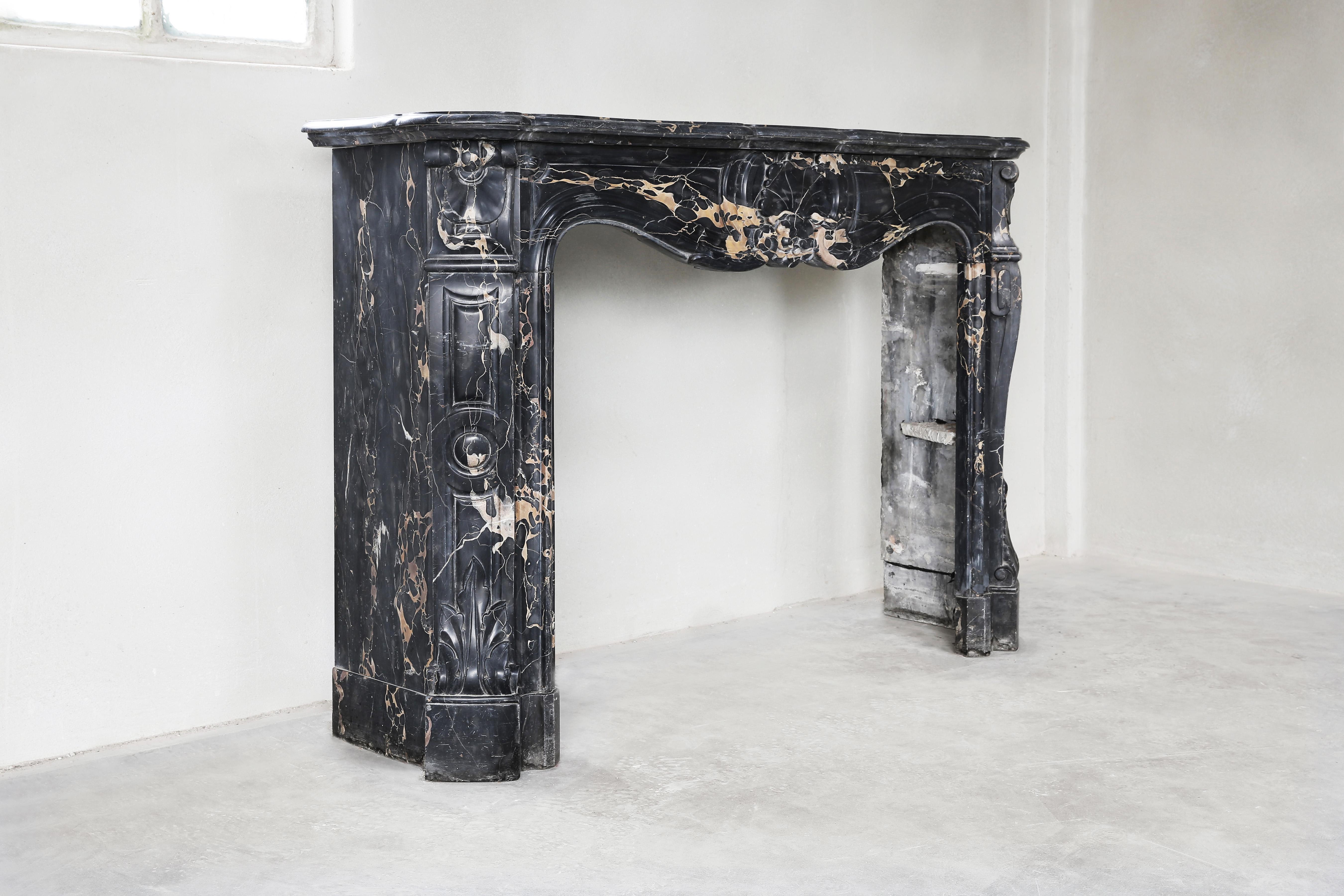 Antique Marble Fireplace of Portoro Marble, 19th Century, Louis XV Style For Sale 1