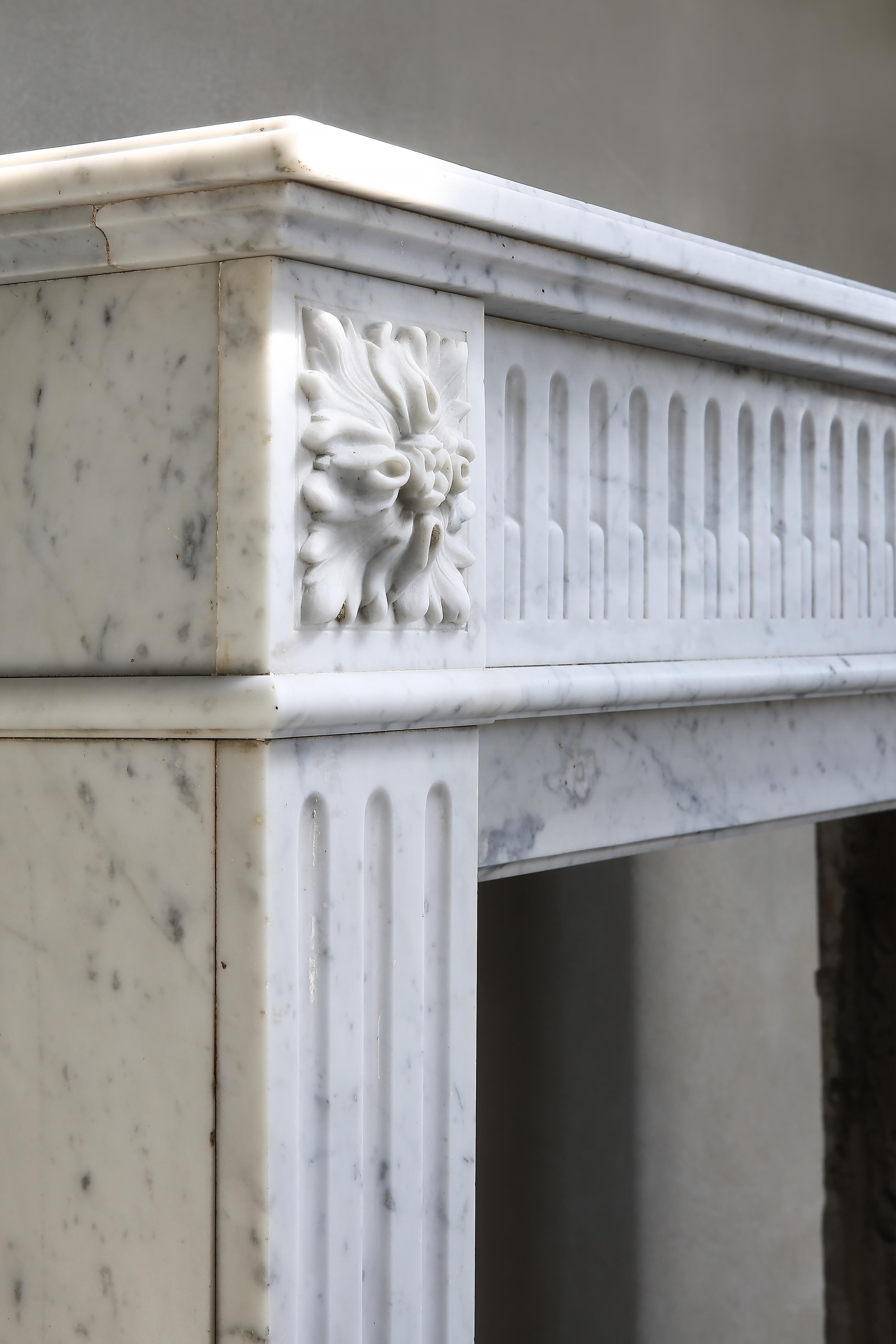 Antique Marble Mantel Piece of Carrara Marble in Style of Louis XVI 6