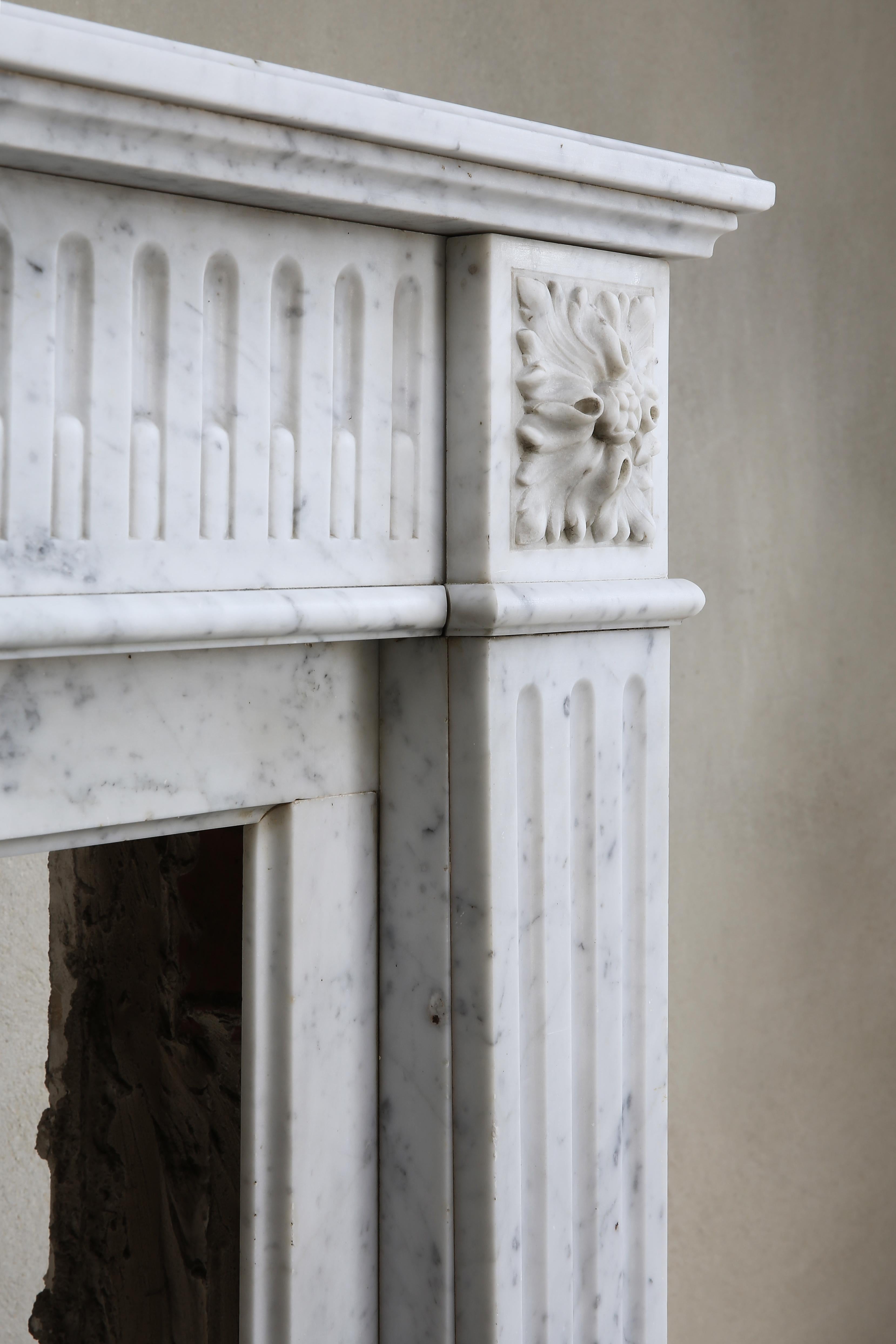 Antique Marble Mantel Piece of Carrara Marble in Style of Louis XVI 3