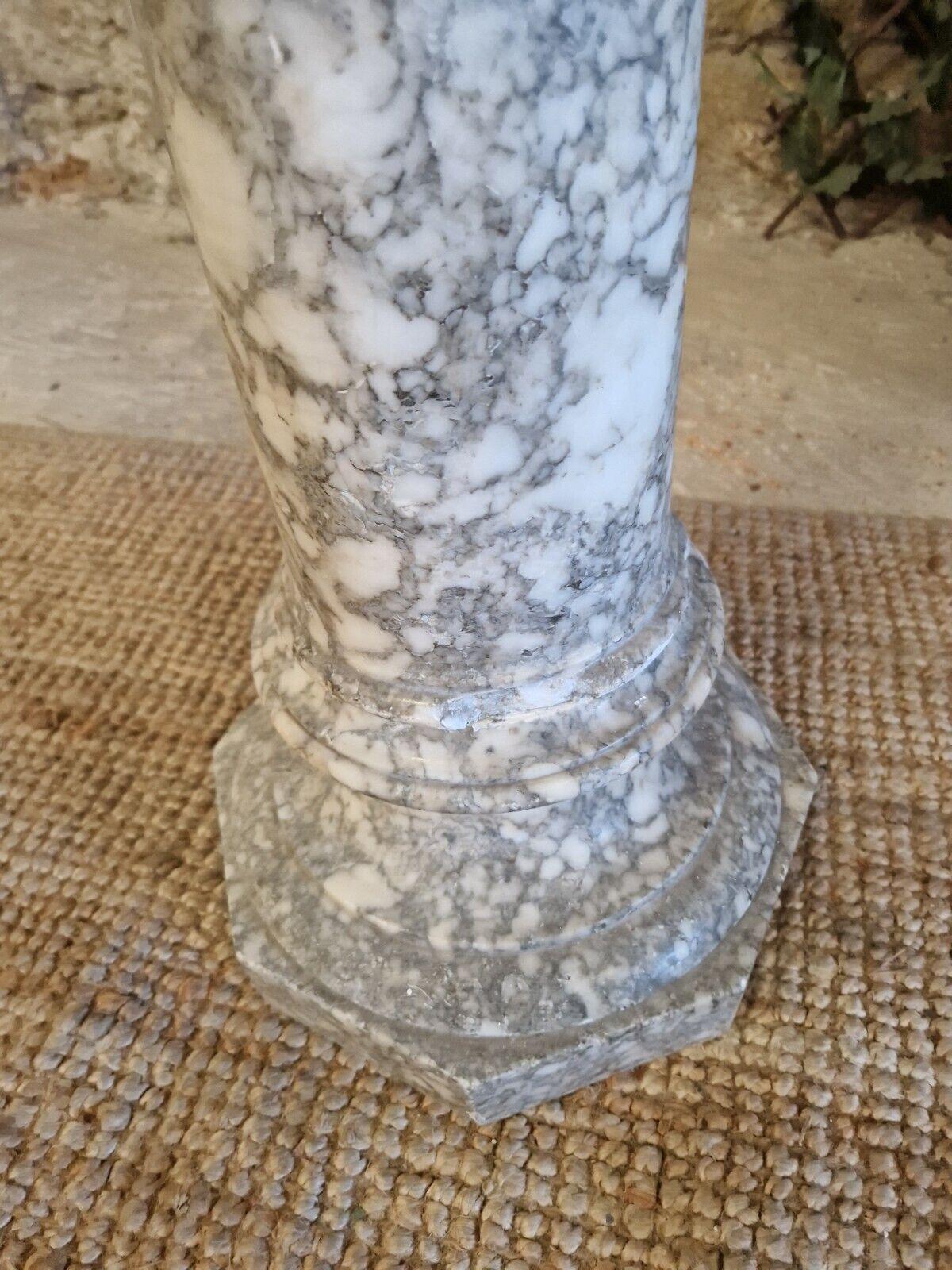 Antique Marble Pedestal Plinth 19th Century Display Bust Stand In Good Condition For Sale In Buxton, GB