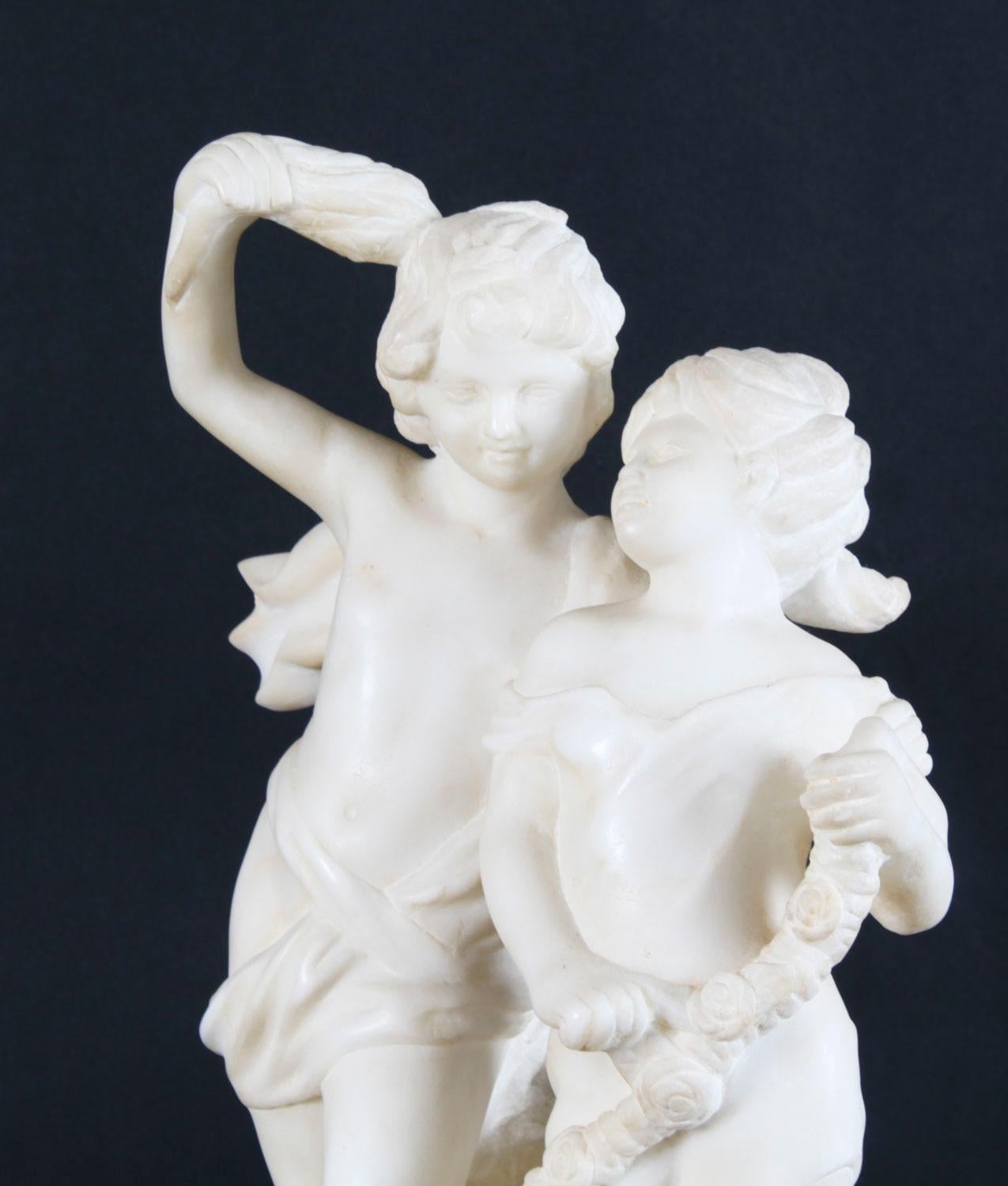 Scultura antica in marmo di due fratelli del XX secolo in vendita 4