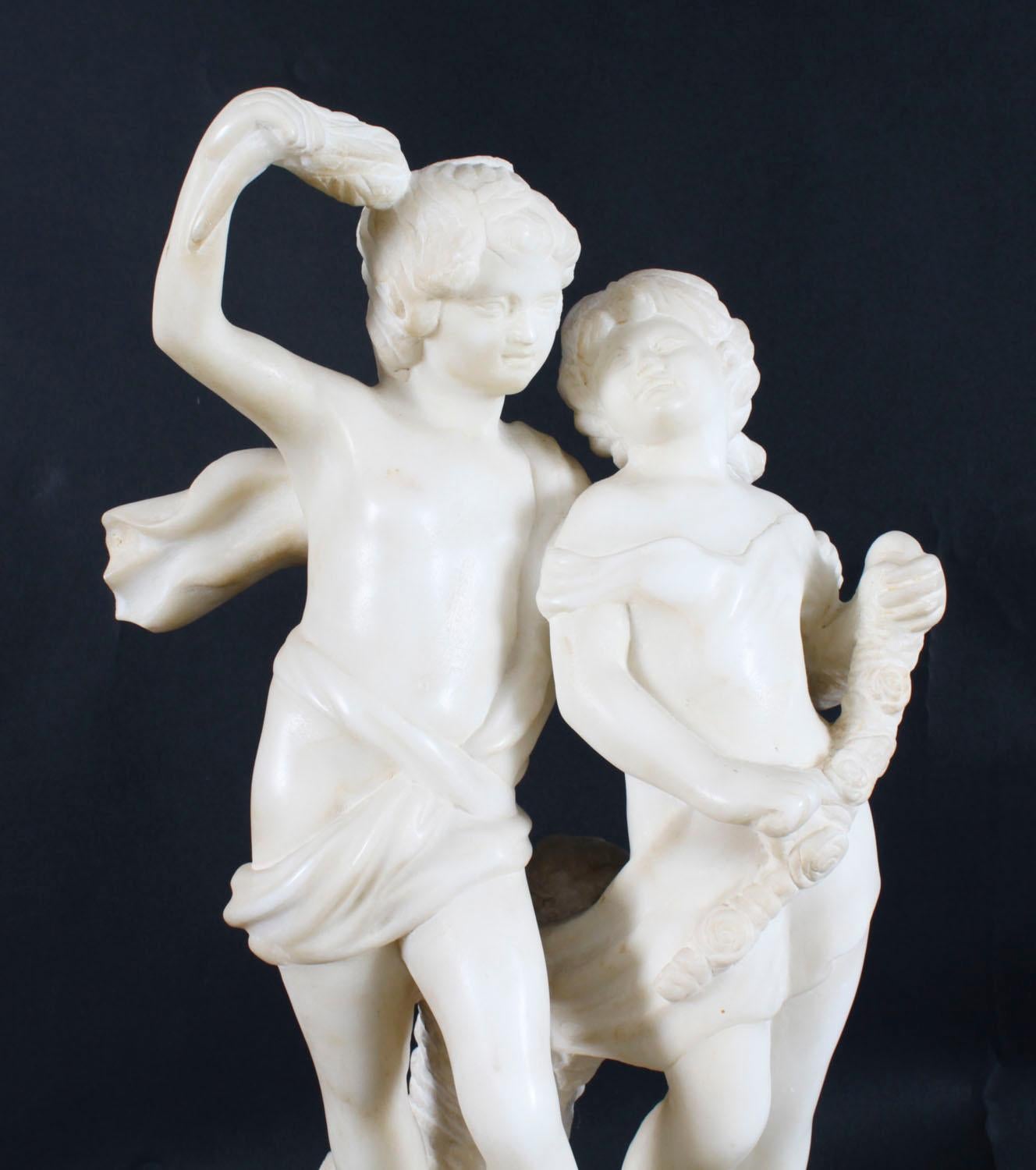 Scultura antica in marmo di due fratelli del XX secolo in vendita 9