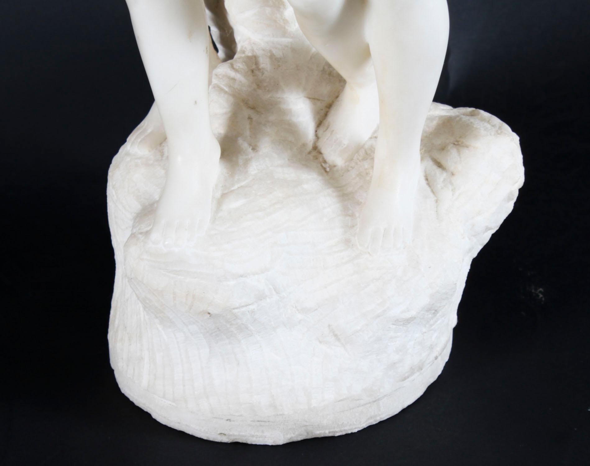 Scultura antica in marmo di due fratelli del XX secolo in vendita 10