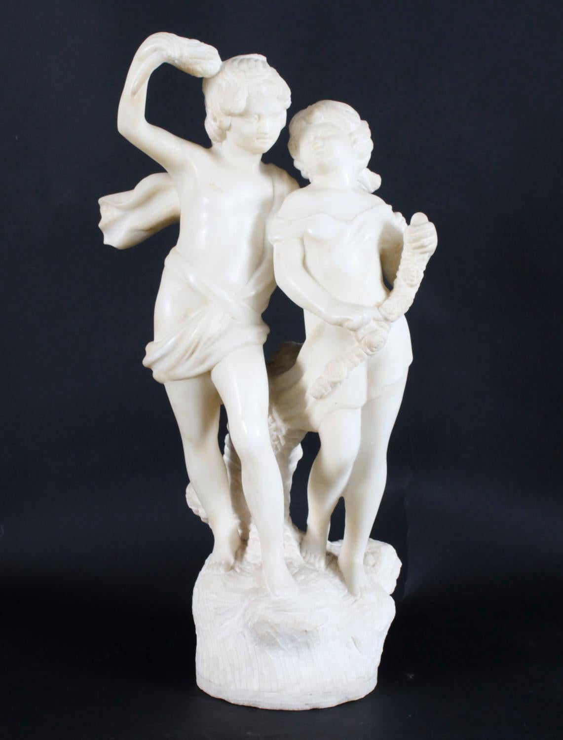 Marmo Scultura antica in marmo di due fratelli del XX secolo in vendita