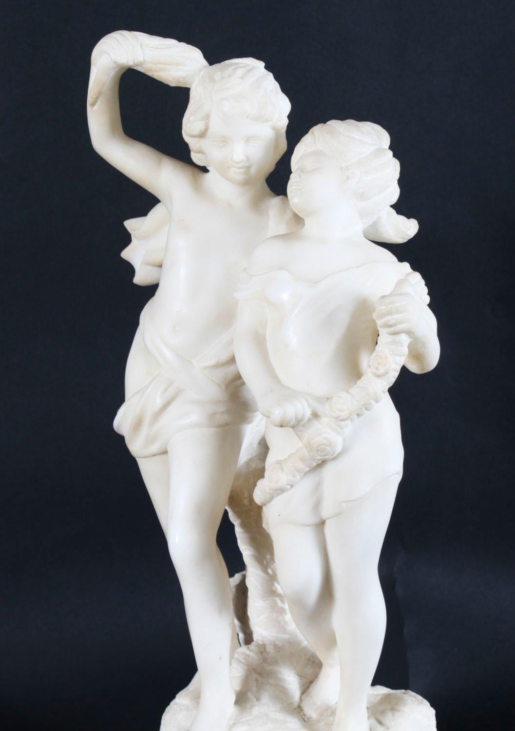 Scultura antica in marmo di due fratelli del XX secolo in vendita 3