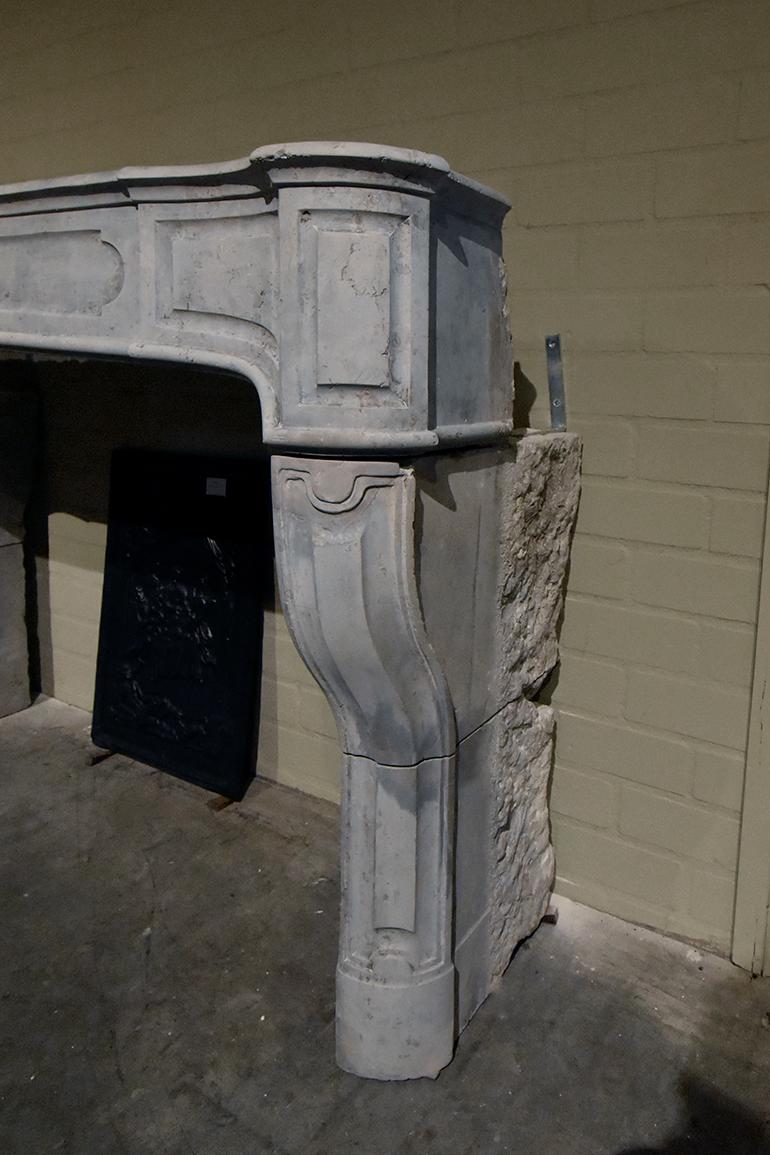 Antique Marble Stone Fireplace Mantel 18th Century In Good Condition In Udenhout, NL