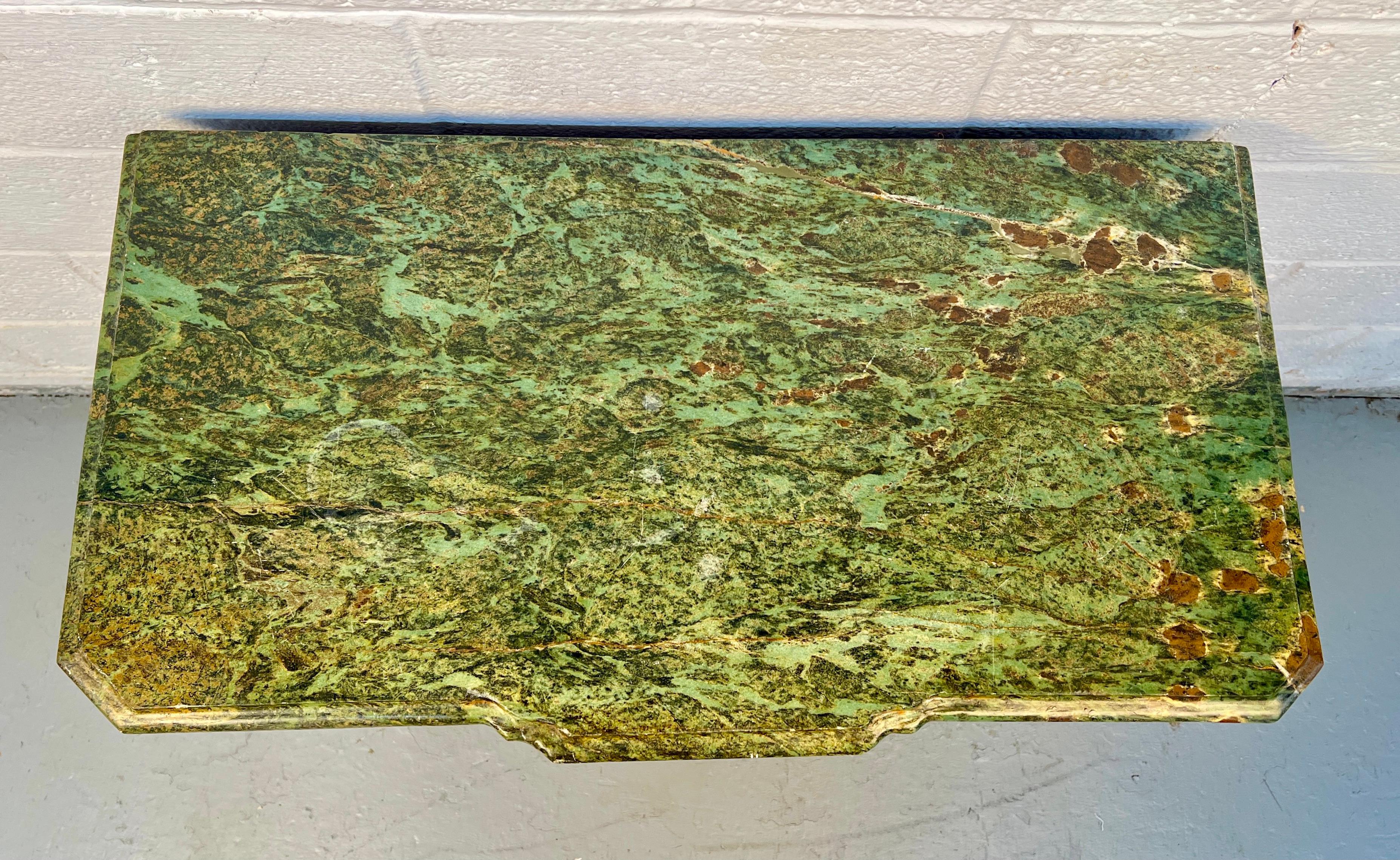 Antica cassapanca Commode Bombe con intarsio in marmo in vendita 1