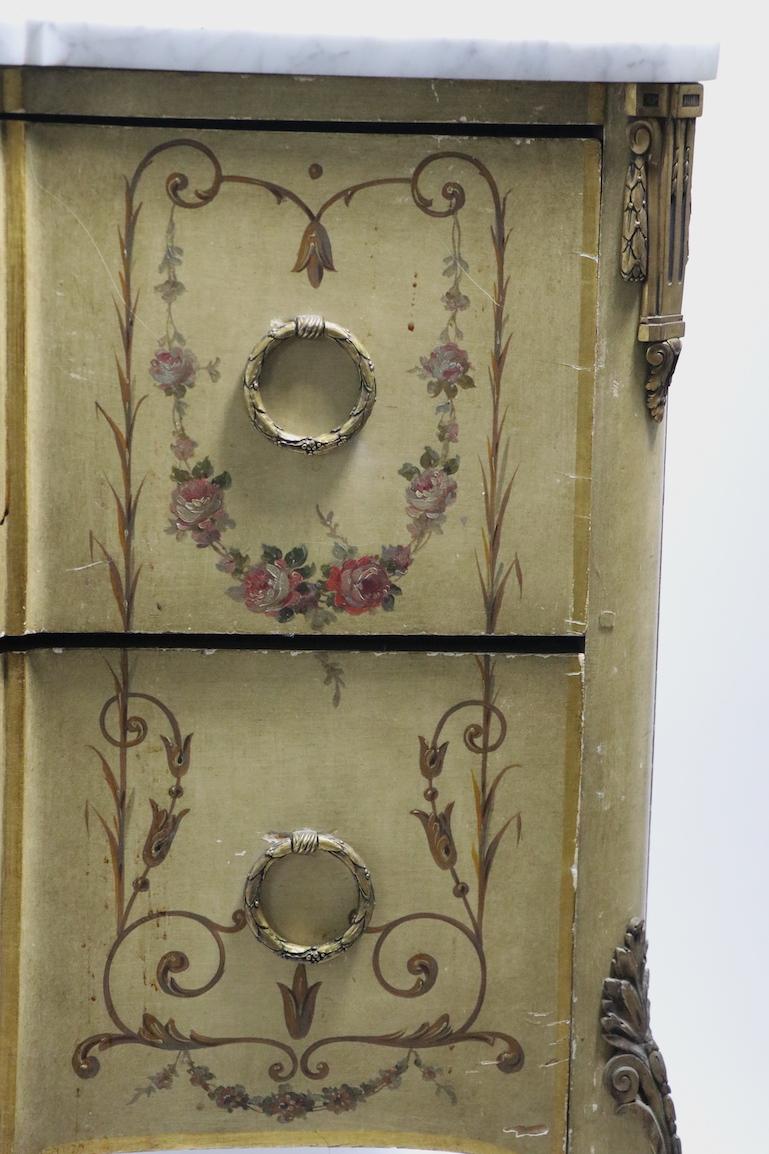 Antique Marble-Top Commode with Paint Decoration In Fair Condition For Sale In New York, NY