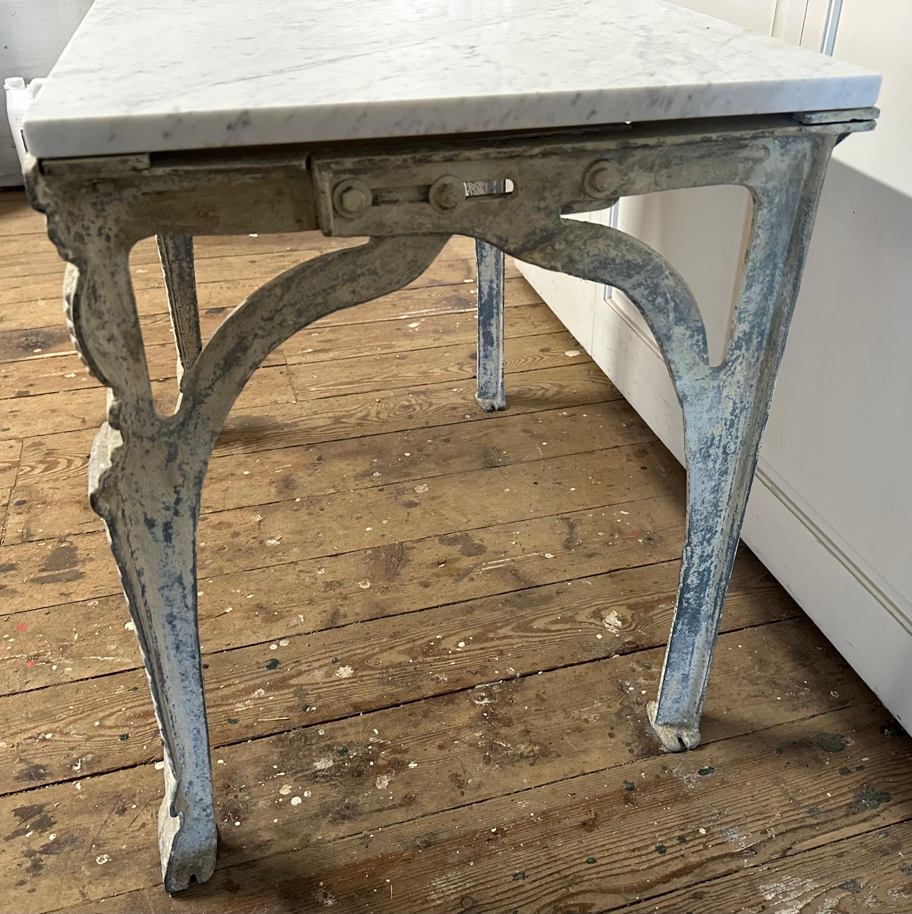 Antique Marble Top Metal Base Coffee Table In Good Condition For Sale In Sheffield, MA