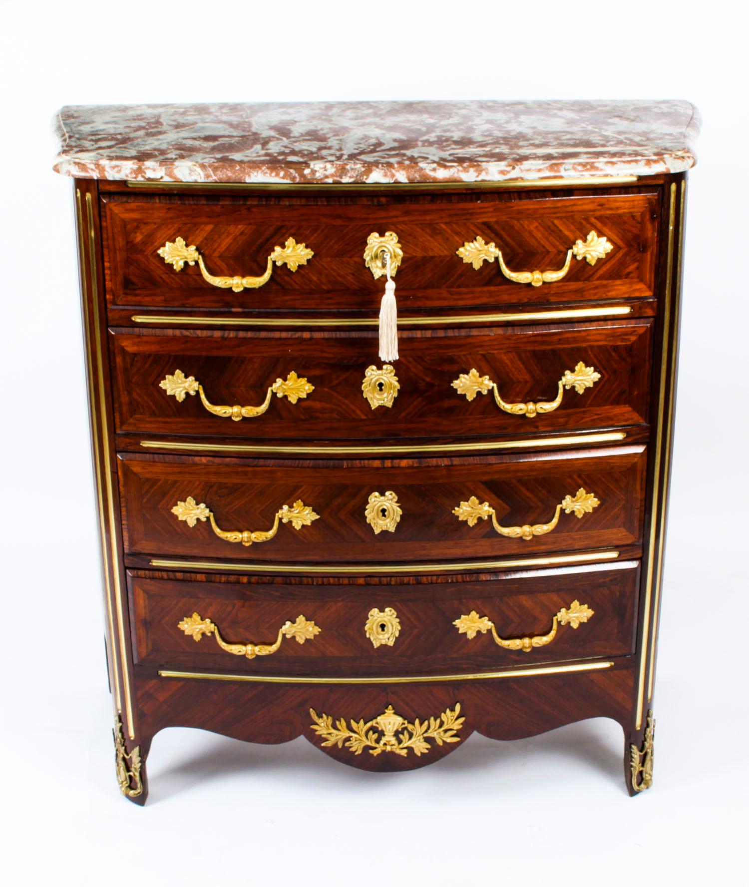 This is a lovely French antique ormolu-mounted Gonçalo Alves bow fronted commode, circa 1880 in date.

The Gonçalo Alves is complimented with exquisite kingwood crossbanded decoration and striking ormolu mounts.

The commode has four useful full
