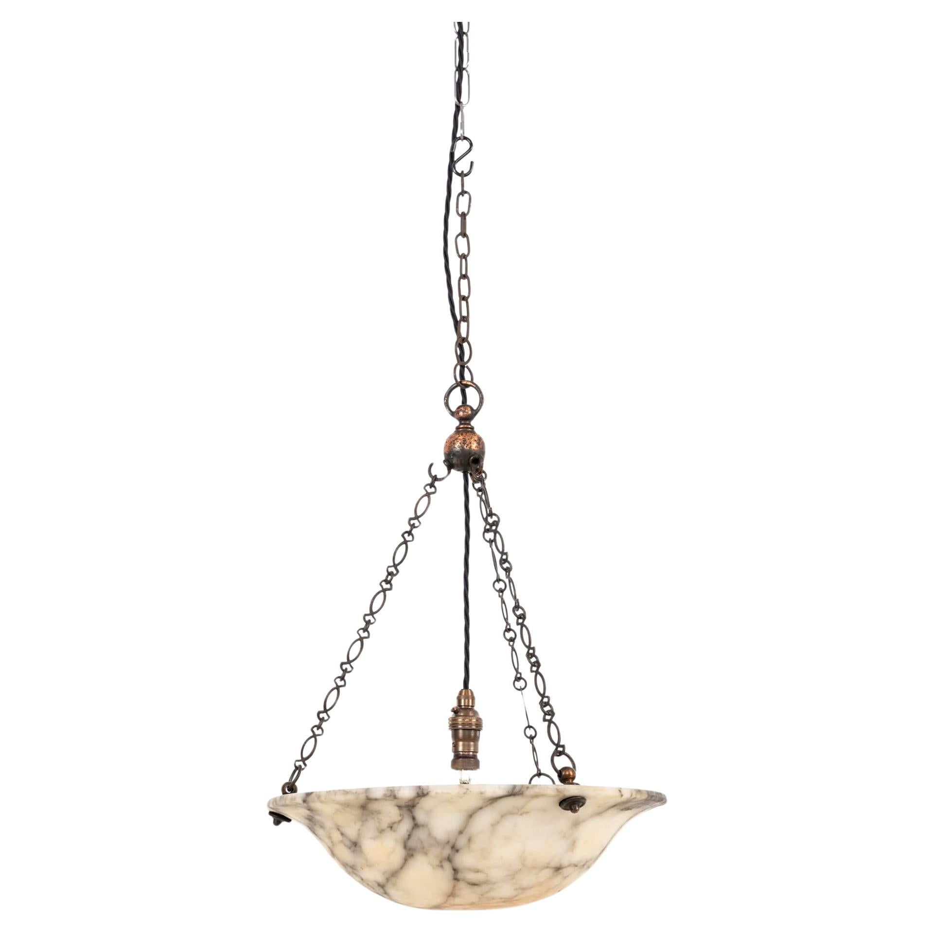 Carved Lustres et suspensions