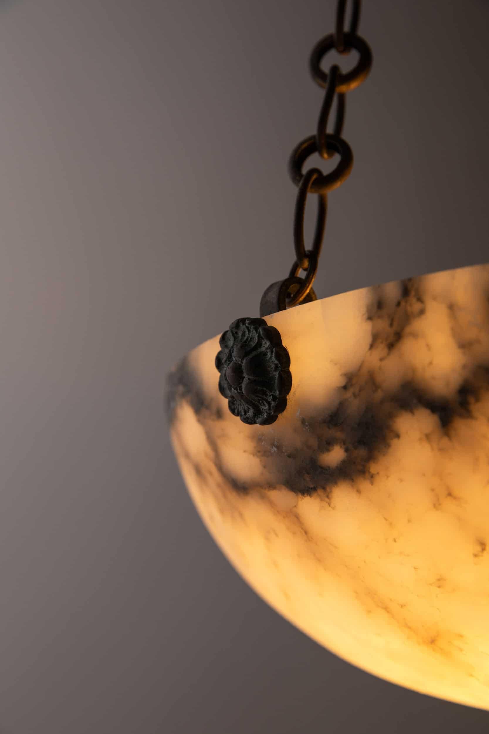 XX secolo Antique Plafonnier francese in alabastro marmorizzato, C.C. in vendita