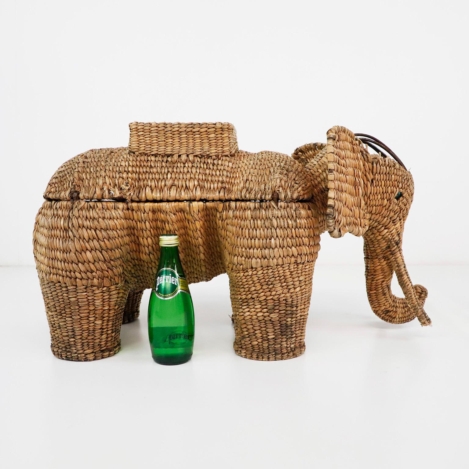 Antike Mario Lopez Torres Elefantenschachtel (Mexikanisch) im Angebot