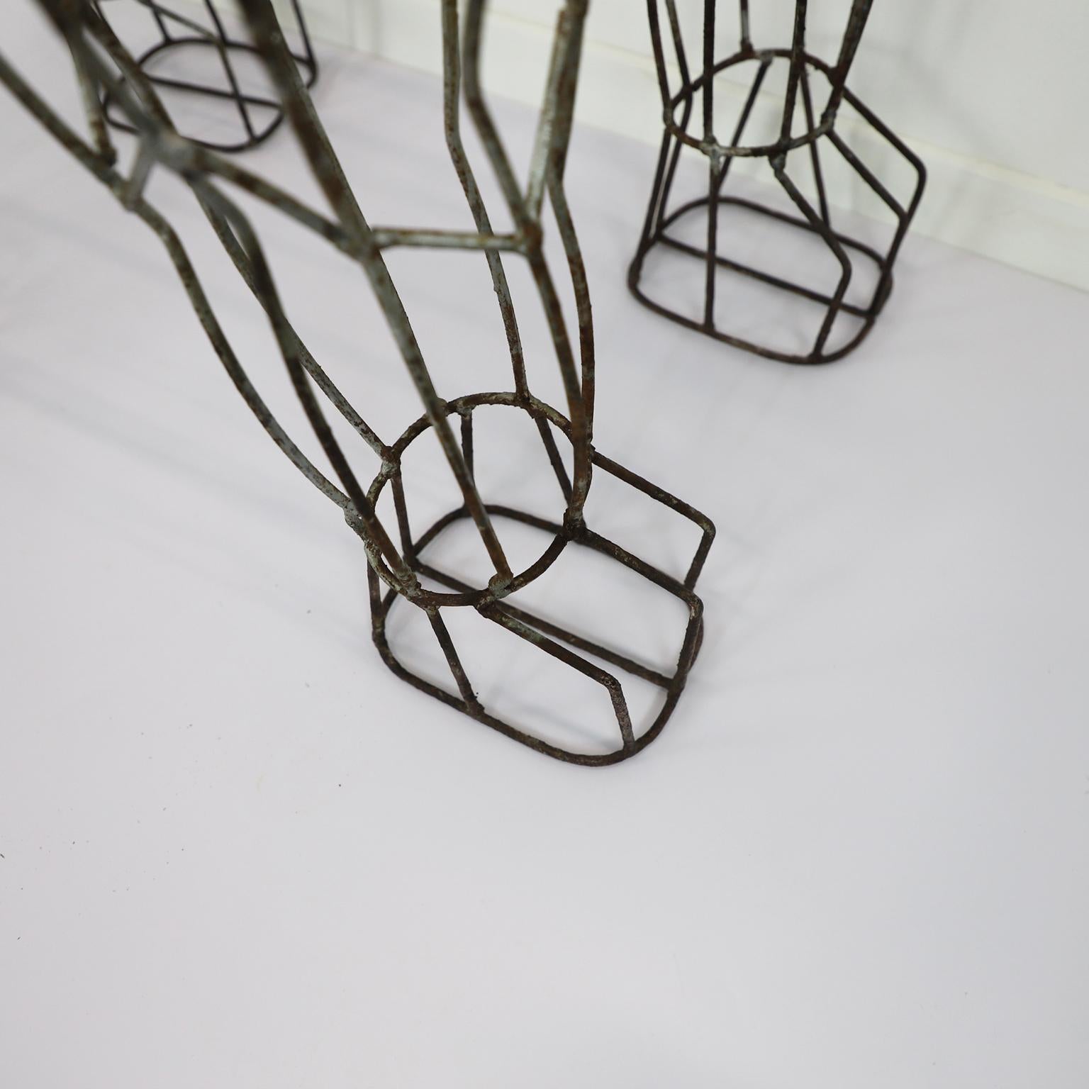 Mid-Century Modern Antiquités Mario Lopez Torres Tabouret Jaguar Structure en fer en vente