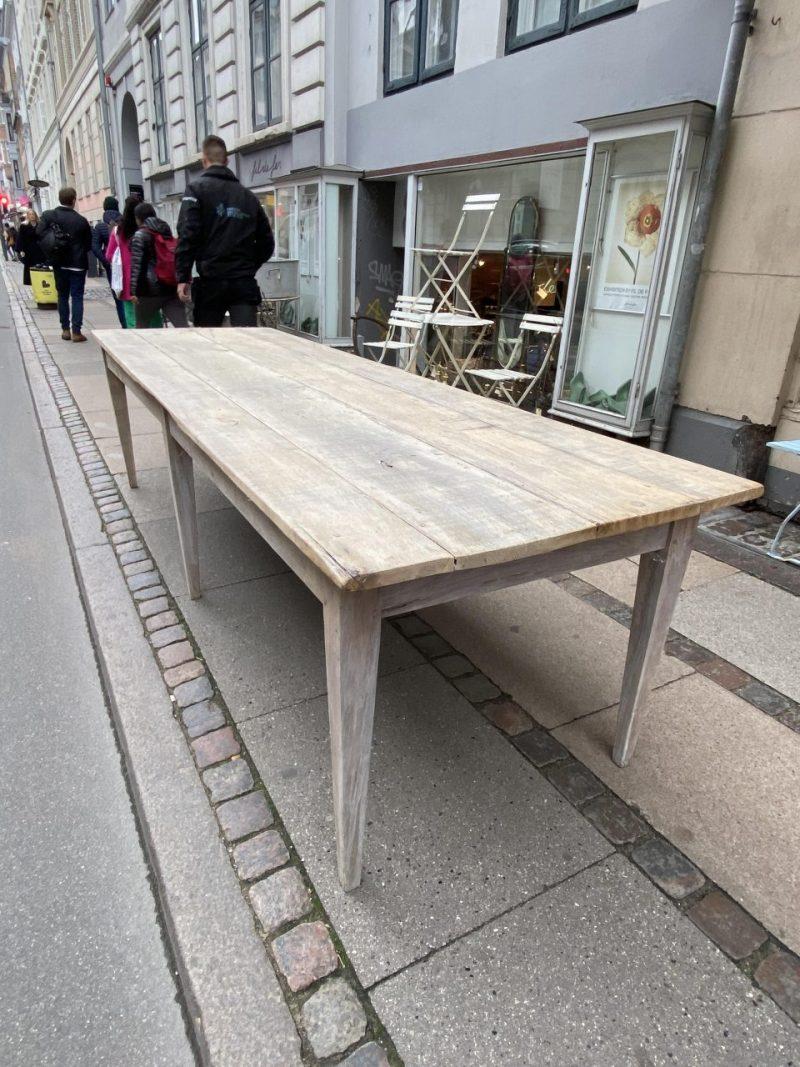 Antique Marketing/Working Long Table, Monastry, France In Good Condition For Sale In Copenhagen K, DK
