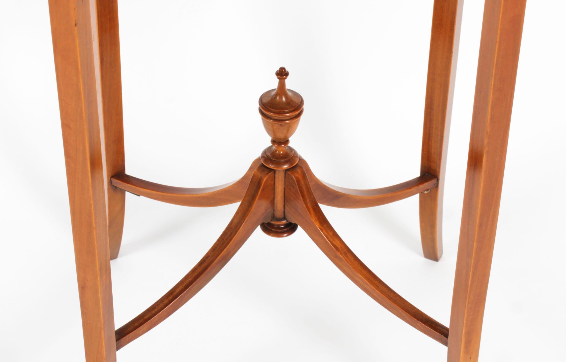 English Antique Marquetry Inlaid Oval Satin wood Occasional Table 19th Century