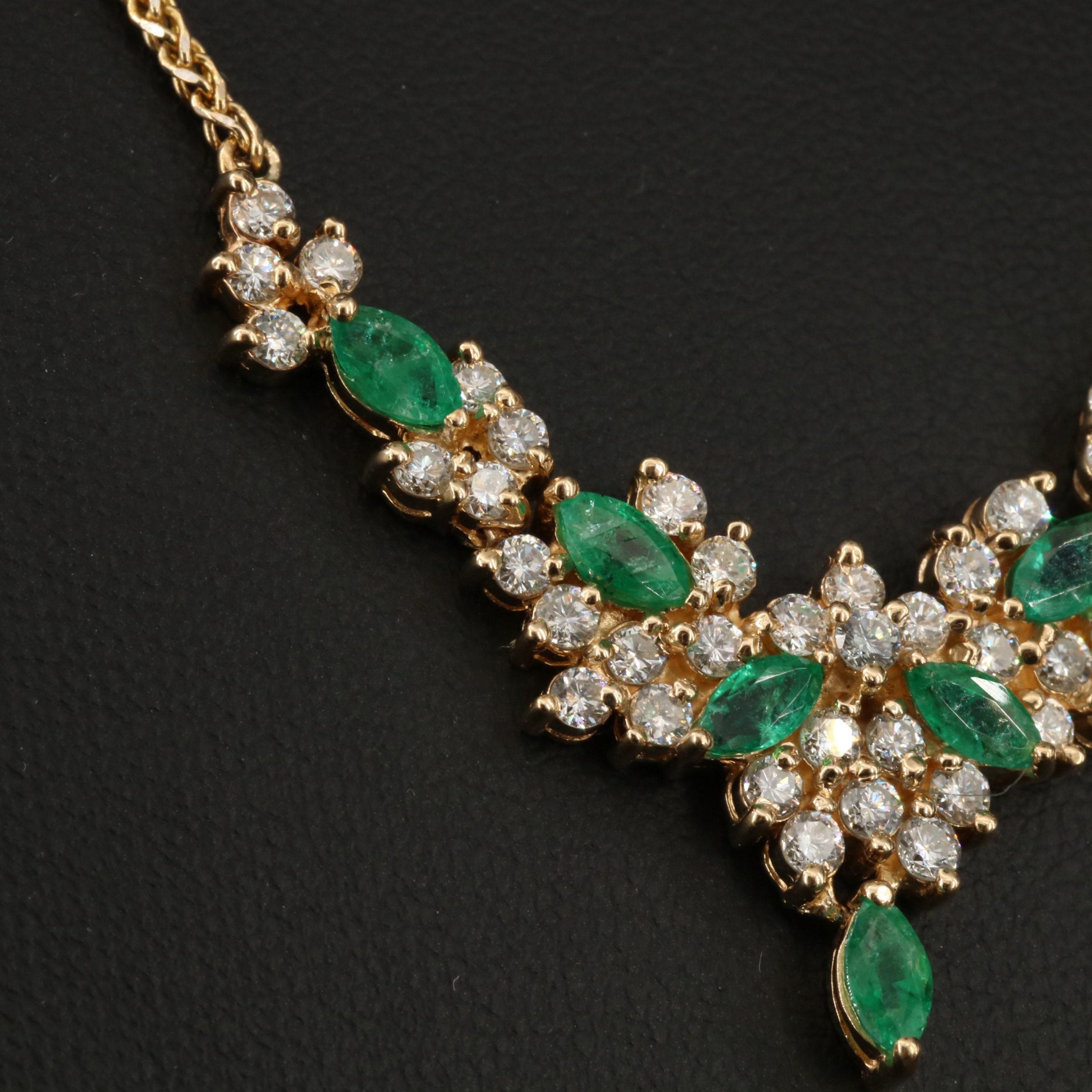 Antique Marquise Cut Emerald Diamonds Necklace, 18K Gold In New Condition For Sale In Orlando, Florida