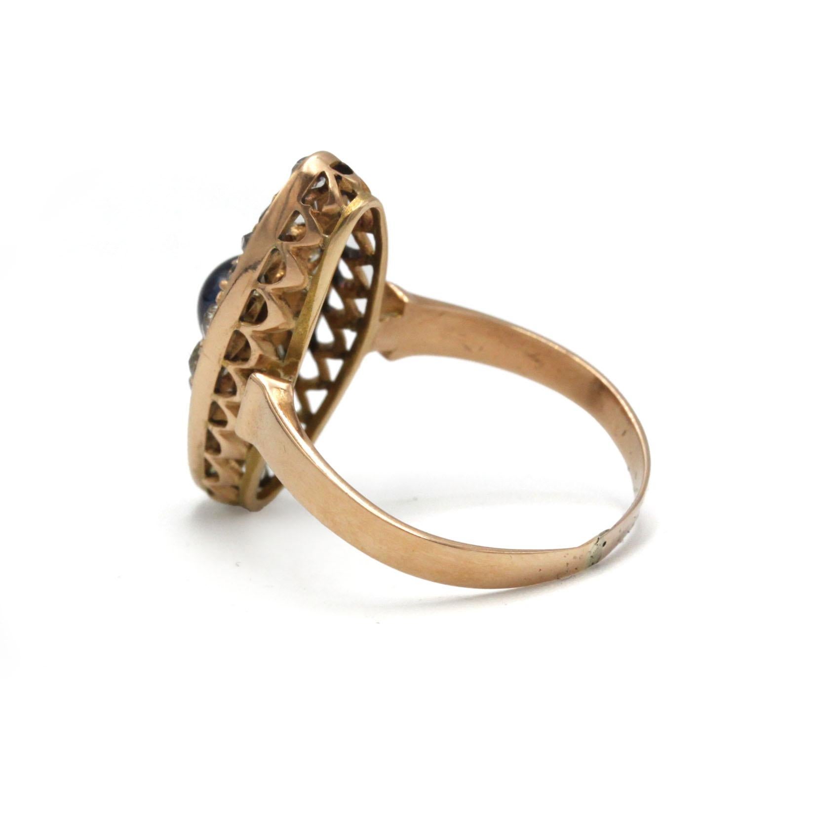 Taille cabochon Bague ancienne Marquise en or 14K avec saphir et diamants taille ancienne en vente