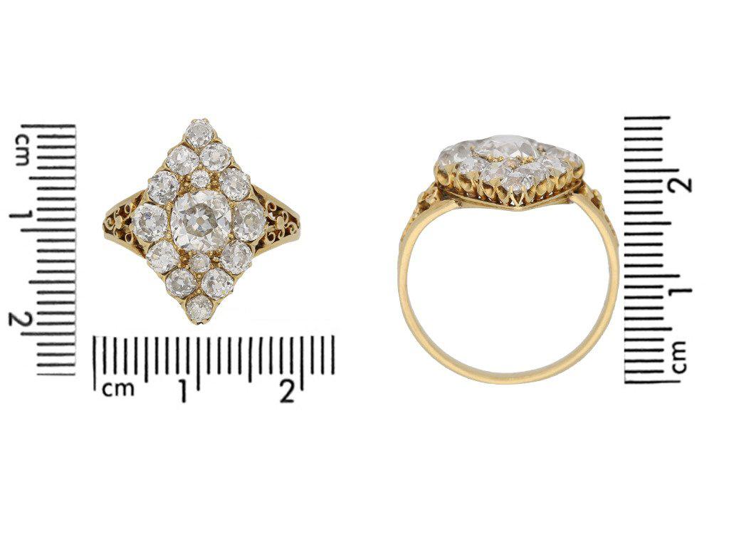 Antique Marquise Shaped Diamond Gold Cluster Ring In Good Condition In London, GB