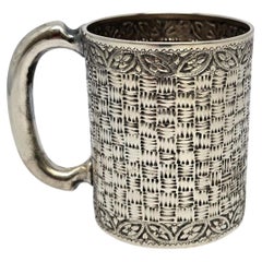 Antiker Kinderbecher aus Sterlingsilber von Marsh & Hoffman mit Gravur #21681