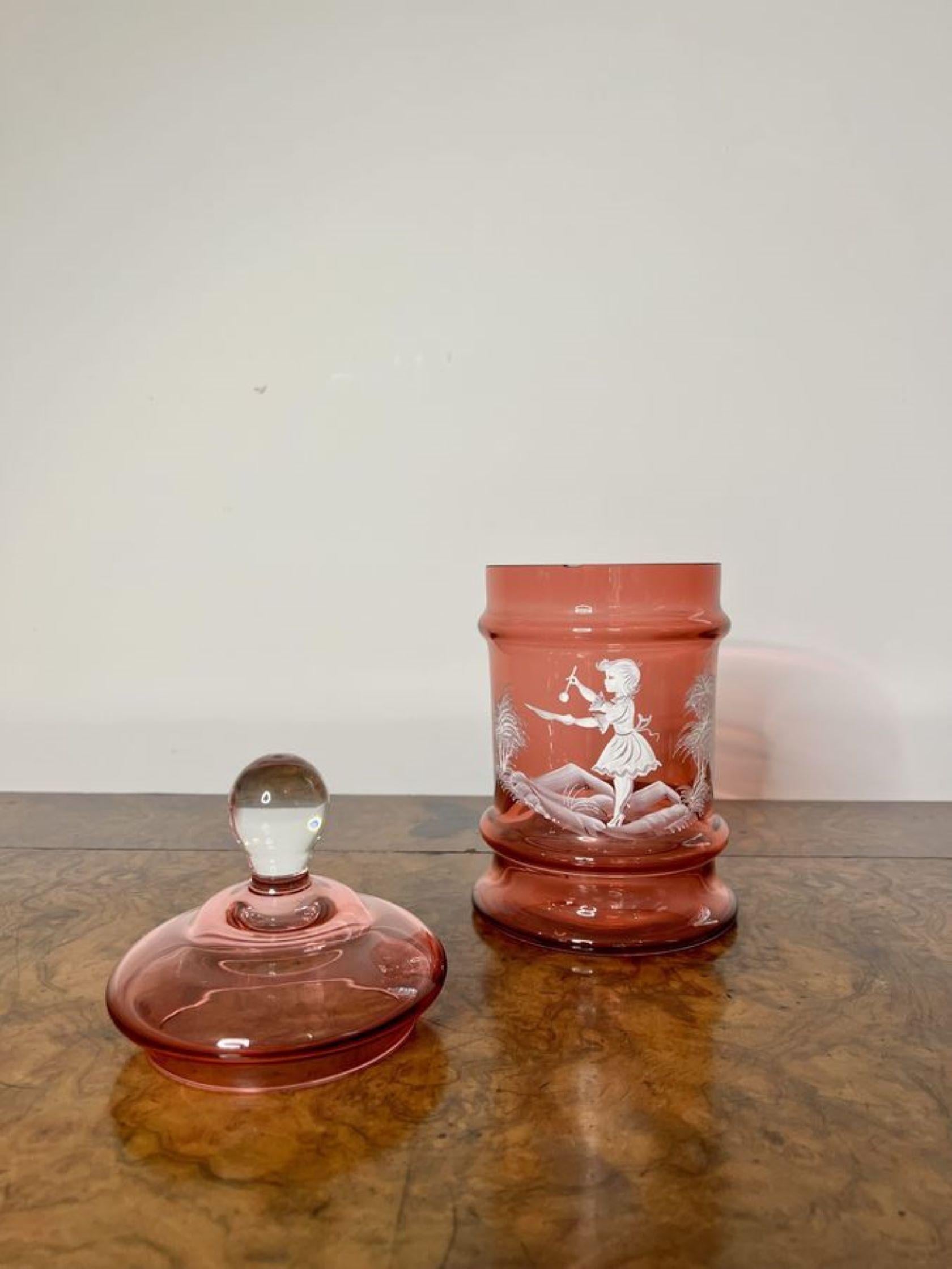 Antique Mary Gregory jar and cover  In Good Condition For Sale In Ipswich, GB