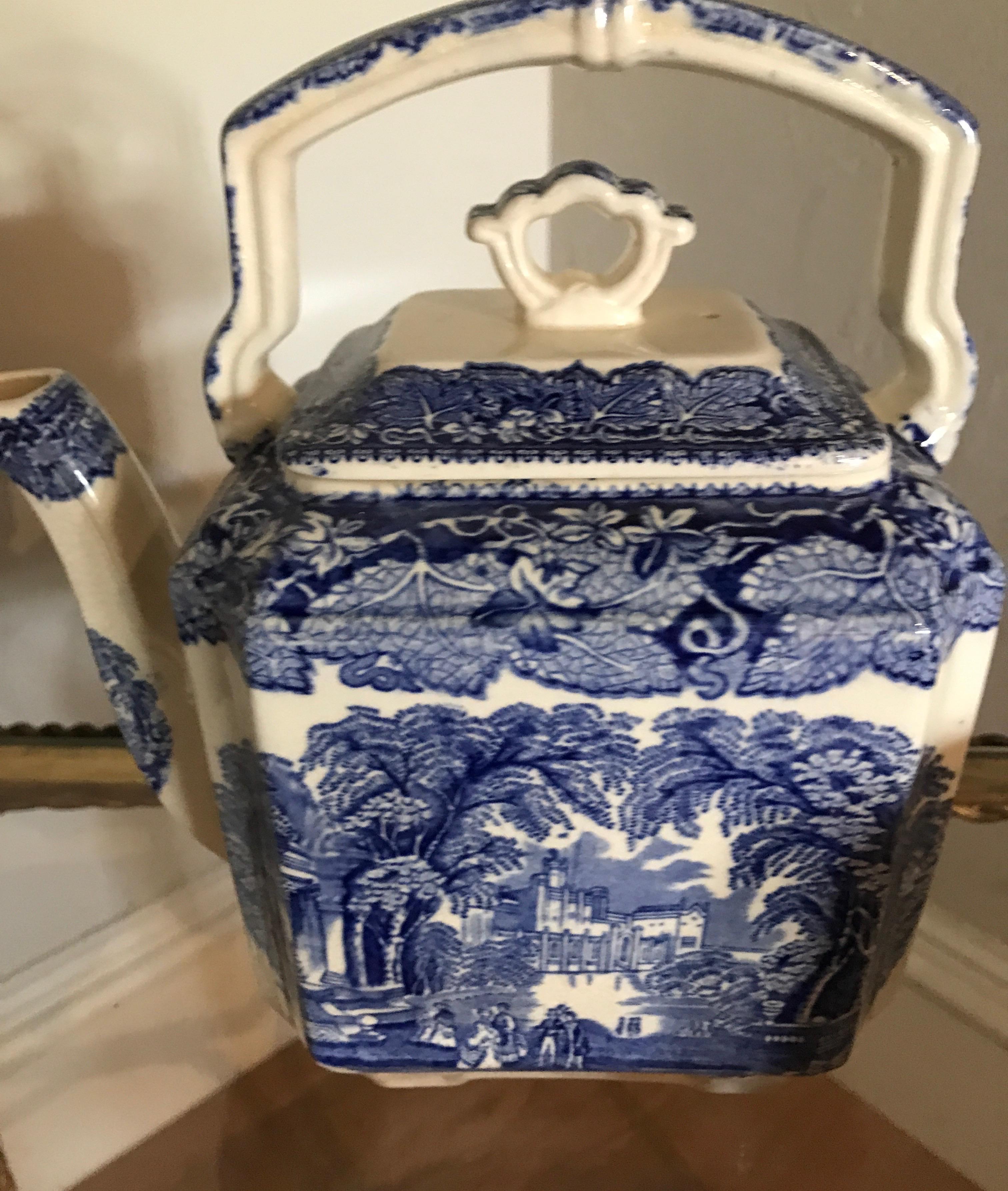 Porcelaine Antique service à thé anglais en pierre de fer de quatre pièces de Mason's en vente