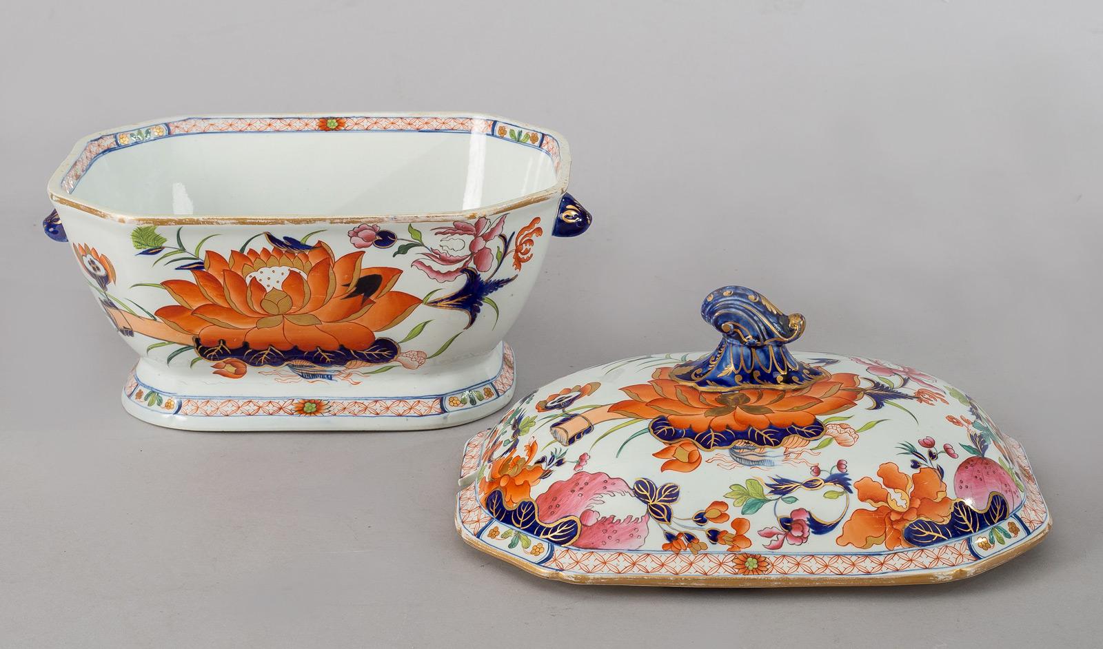 Antique Mason's Ironstone China Water Lily Pattern Part Dinner Service 1
