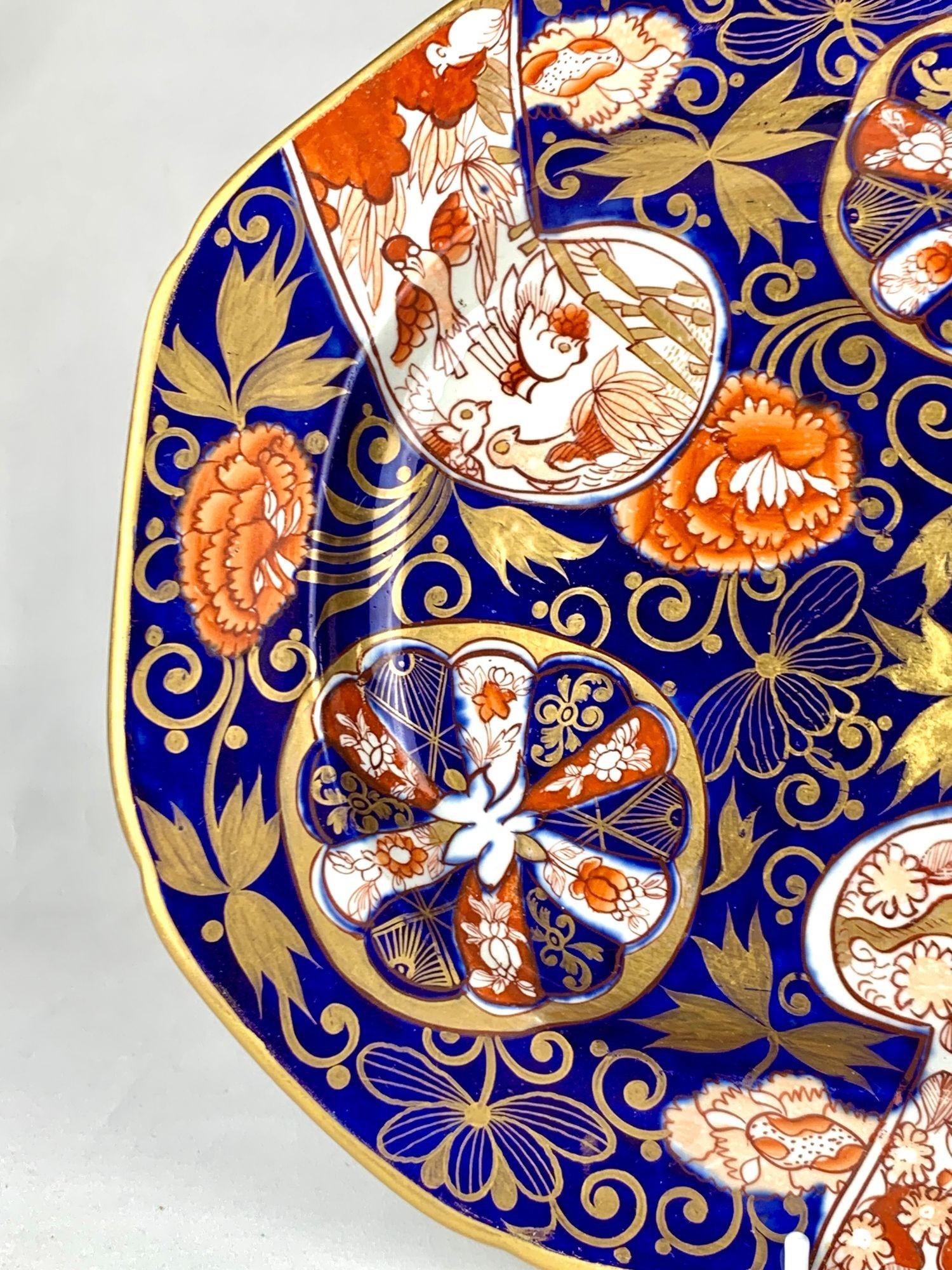 Antike Mason's Ironstone-Platte mit Imari-Palette England CIRCA 1820 (Regency) im Angebot